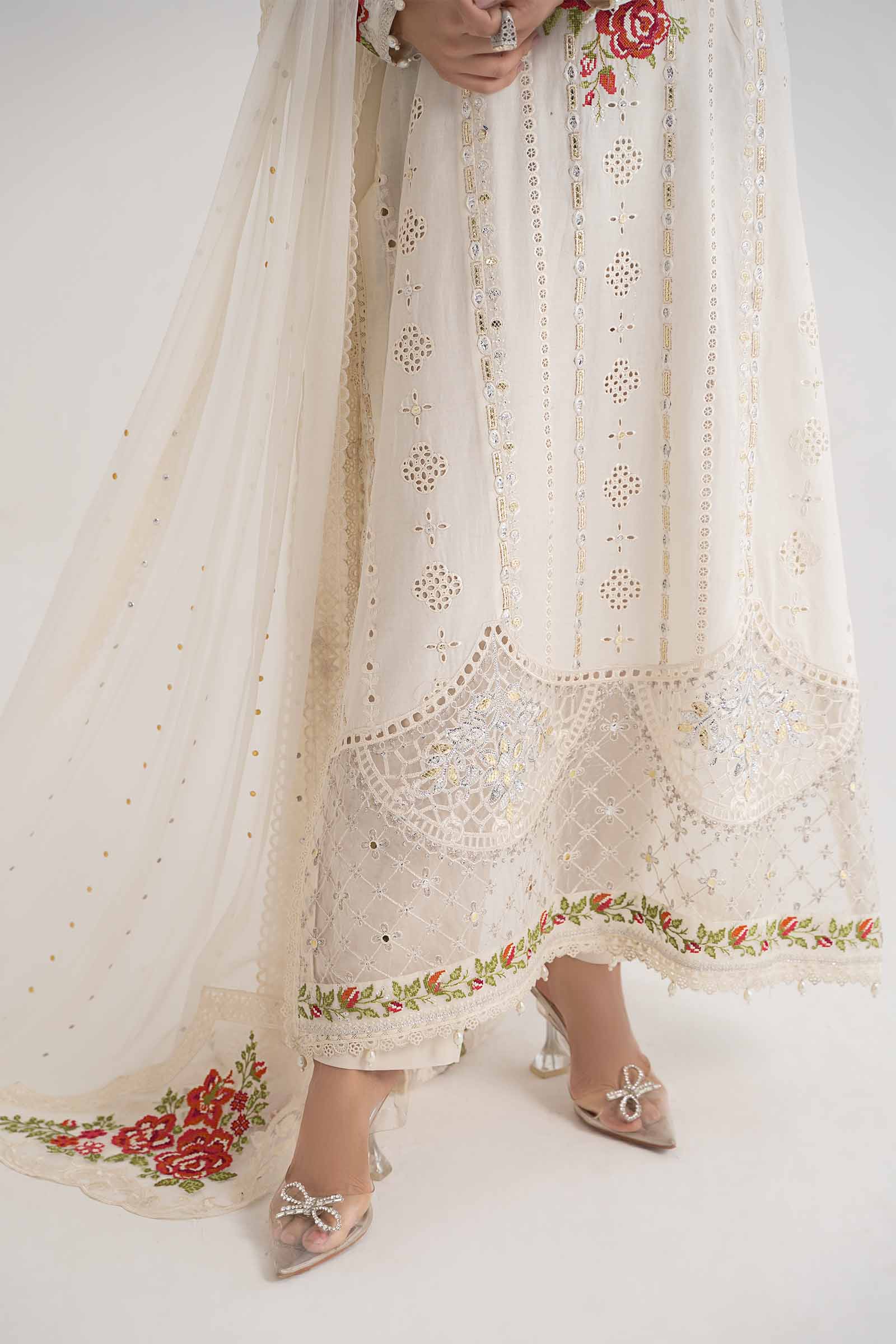 3 Piece Embroidered Lawn Suit | DS-2412-A