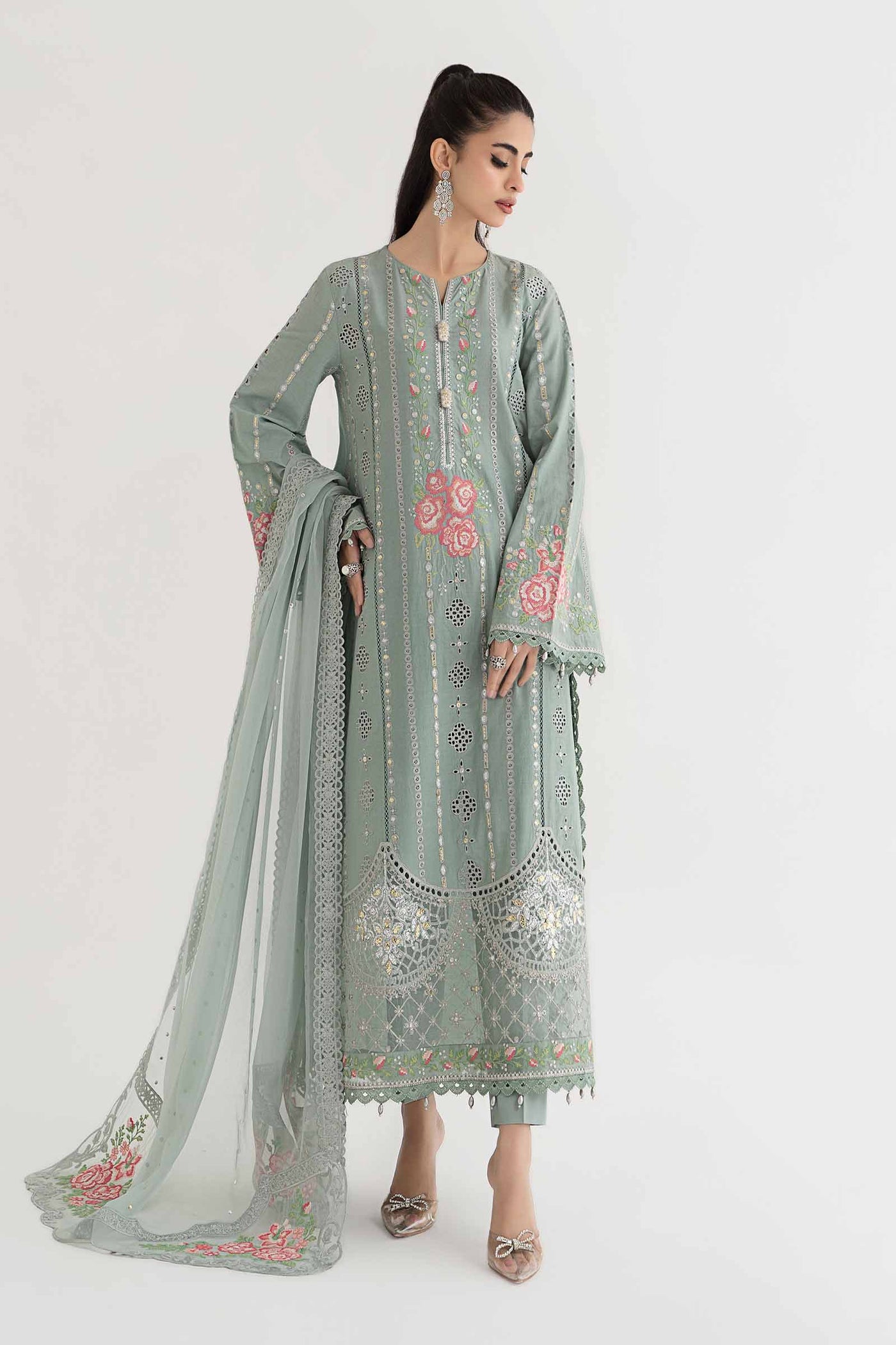 3 PIECE EMBROIDERED LAWN SUIT | DS-2412-B