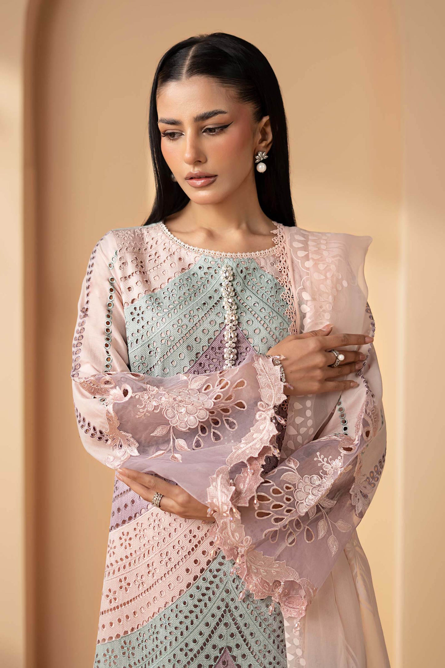 3 Piece Embroidered Lawn Suit