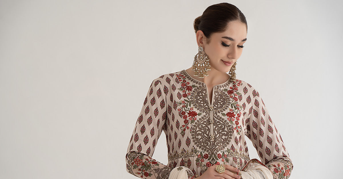 3 Piece Printed Lawn Suit | DS-2413-A