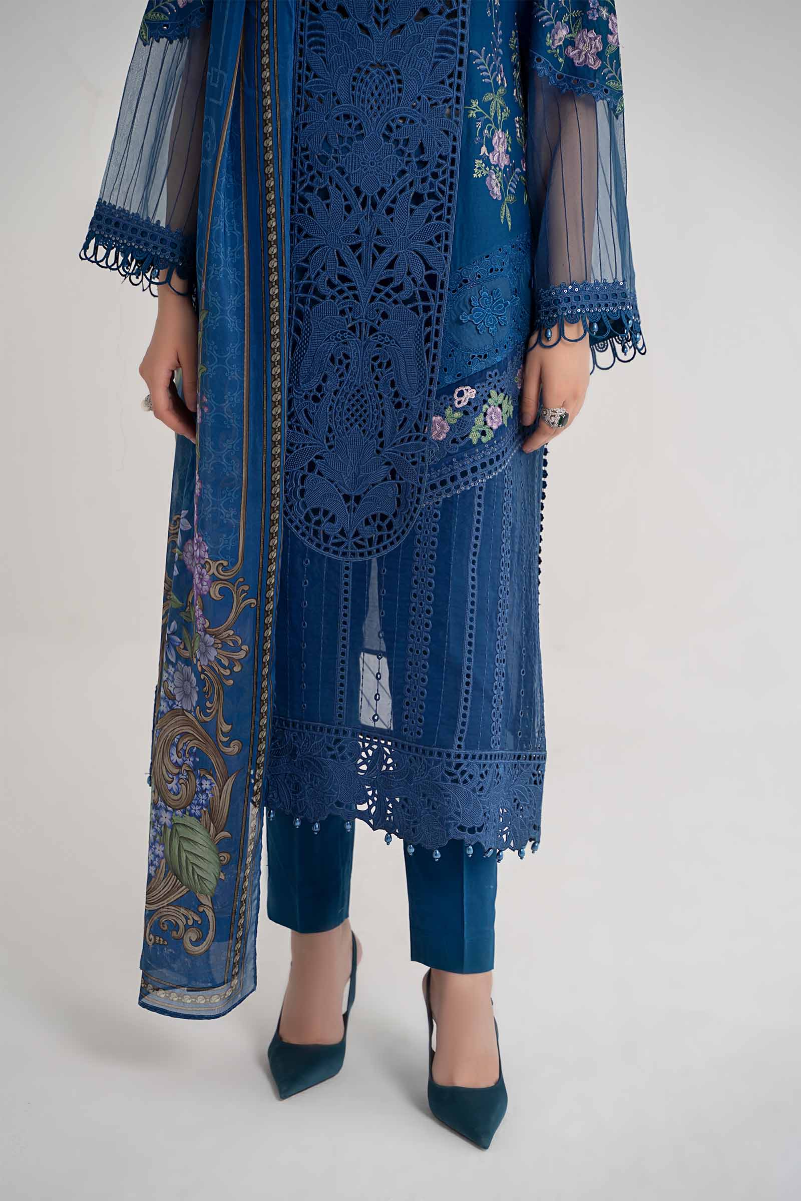 3 Piece Embroidered Lawn Suit | DS-2415-A