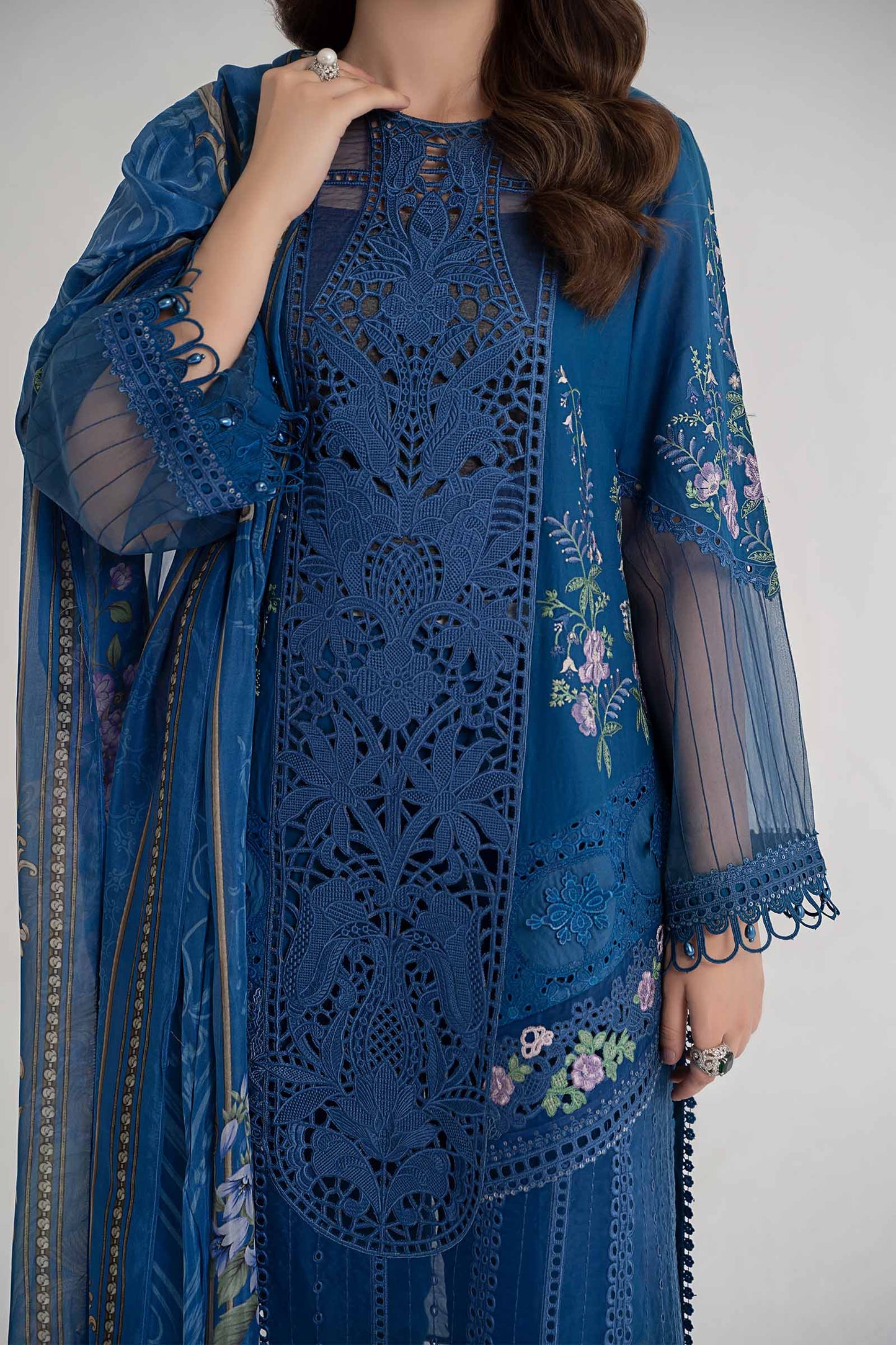 3 Piece Embroidered Lawn Suit | DS-2415-A