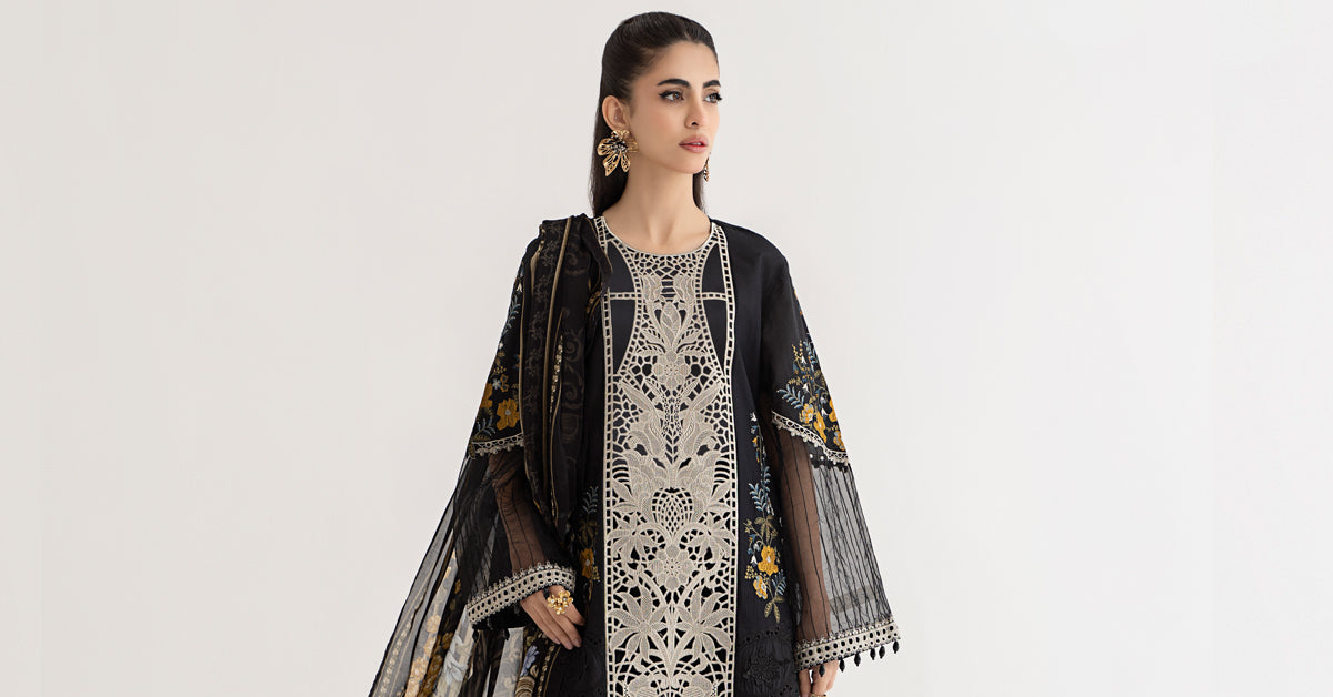 3 Piece Embroidered Lawn Suit | DS-2415-B