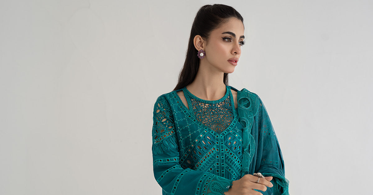 3 Piece Embroidered Lawn Suit | DS-2402-A