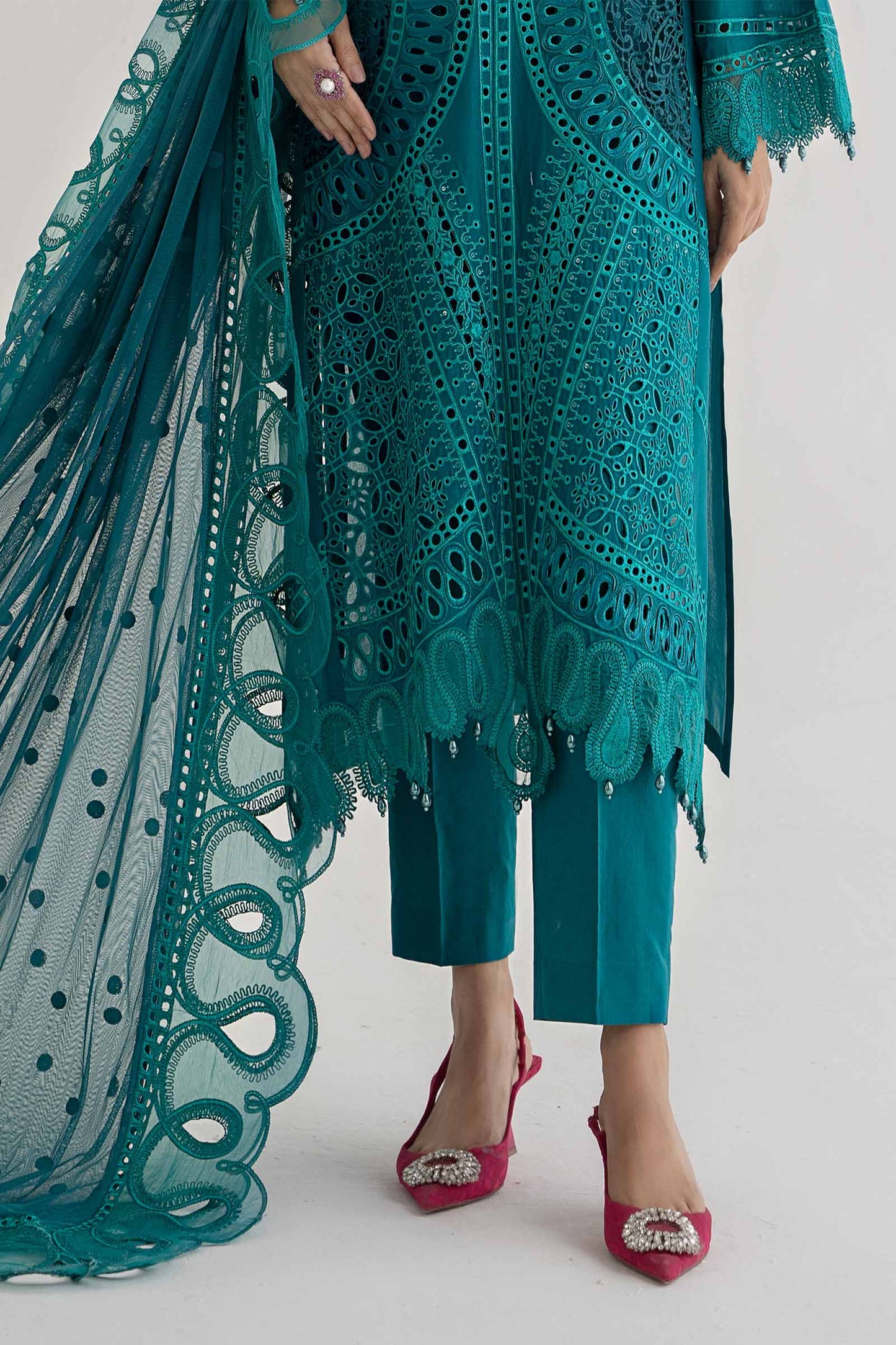 3 Piece Embroidered Lawn Suit | DS-2402-A
