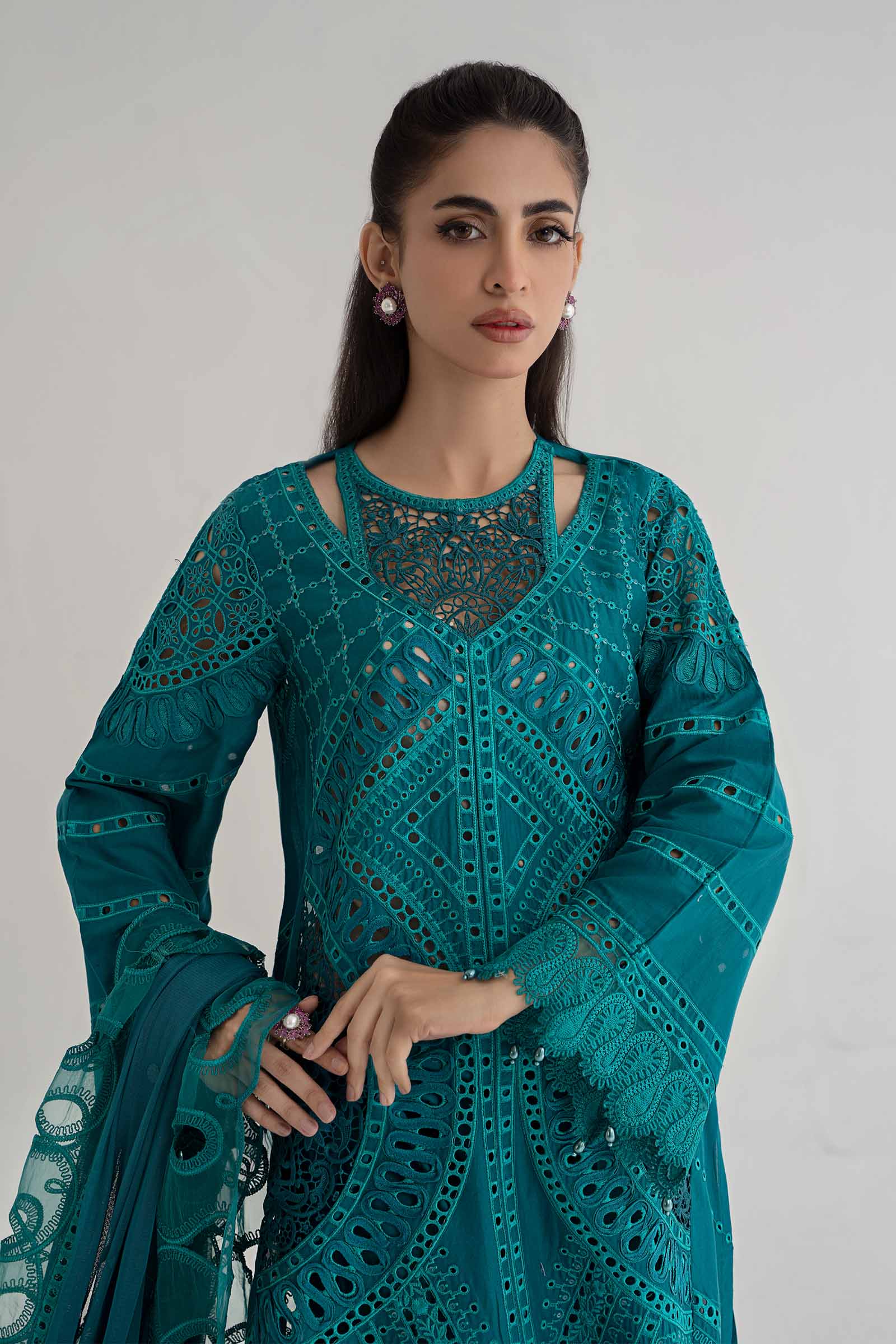 3 Piece Embroidered Lawn Suit | DS-2402-A