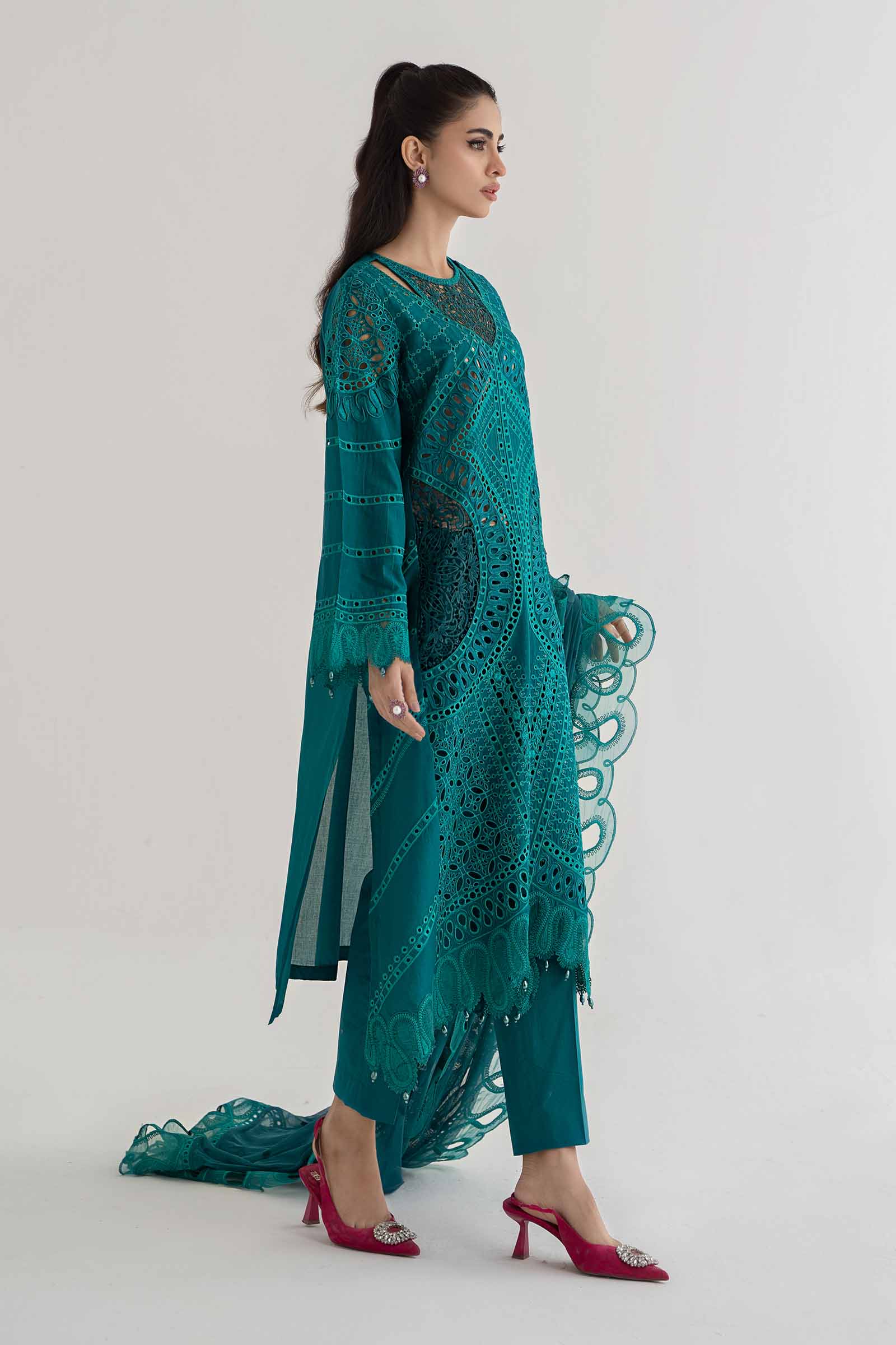 3 Piece Embroidered Lawn Suit | DS-2402-A