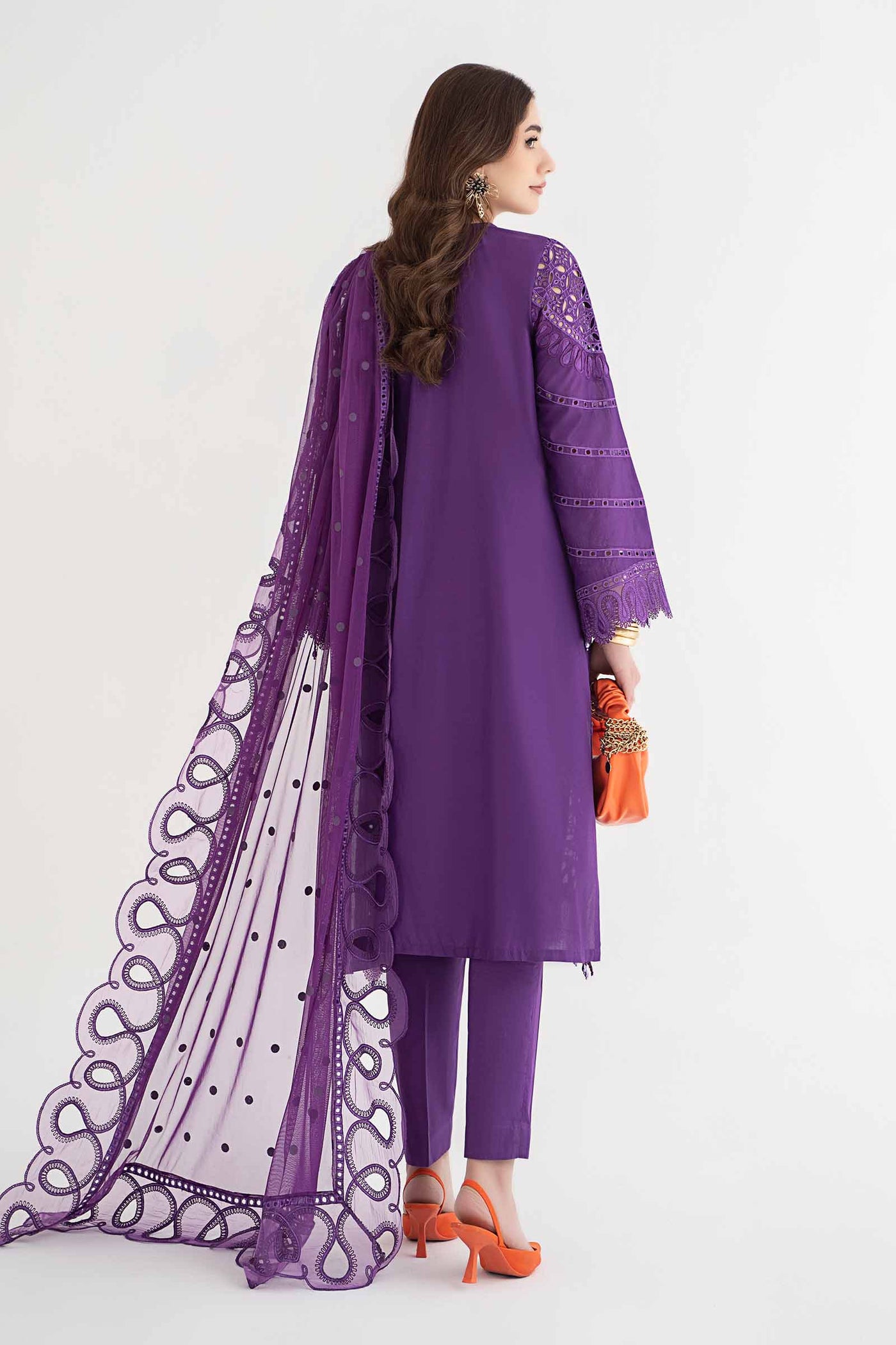 3 PIECE EMBROIDERED LAWN SUIT | DS-2402-B