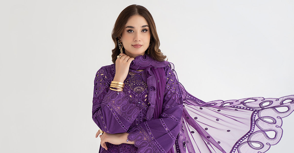 3 Piece Embroidered Lawn Suit | DS-2402-B