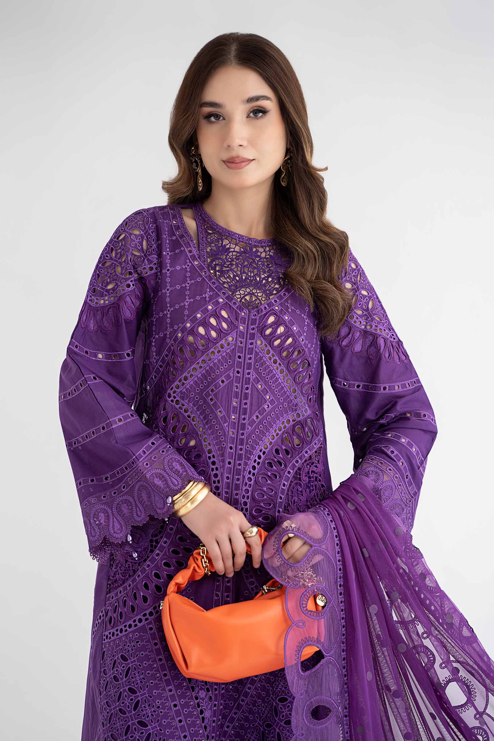 3 Piece Embroidered Lawn Suit | DS-2402-B