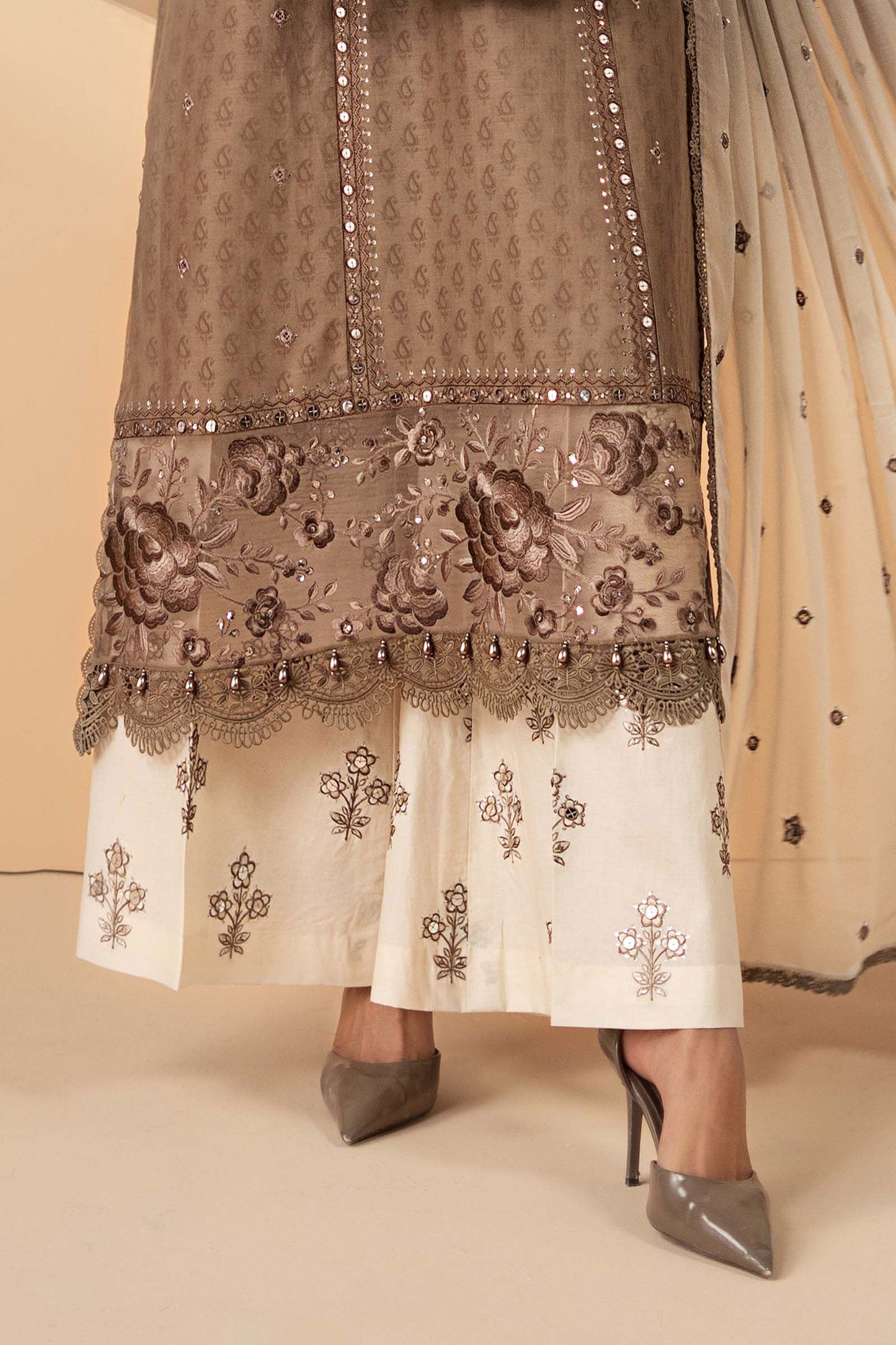 3 Piece Embroidered Jacquard Lawn Suit