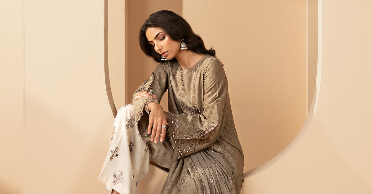 3 Piece Embroidered Jacquard Lawn Suit