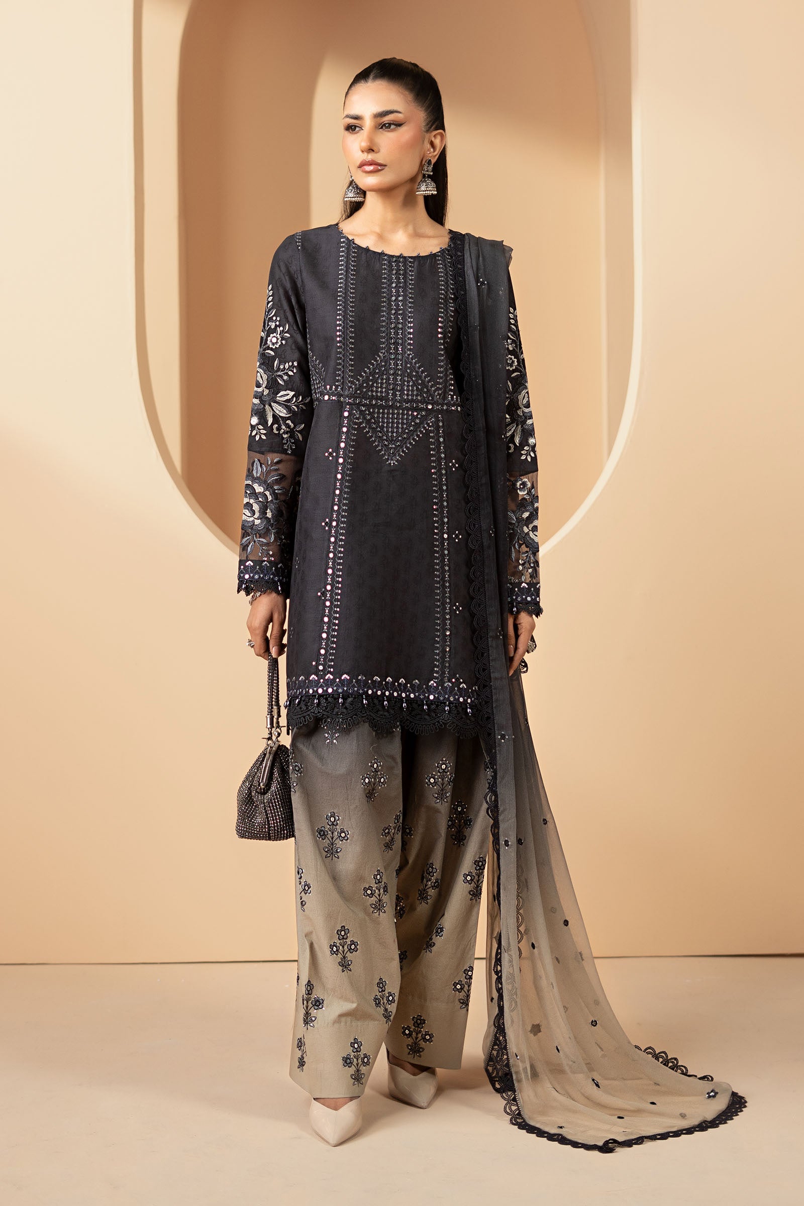 3 Piece Embroidered Jacquard Lawn Suit