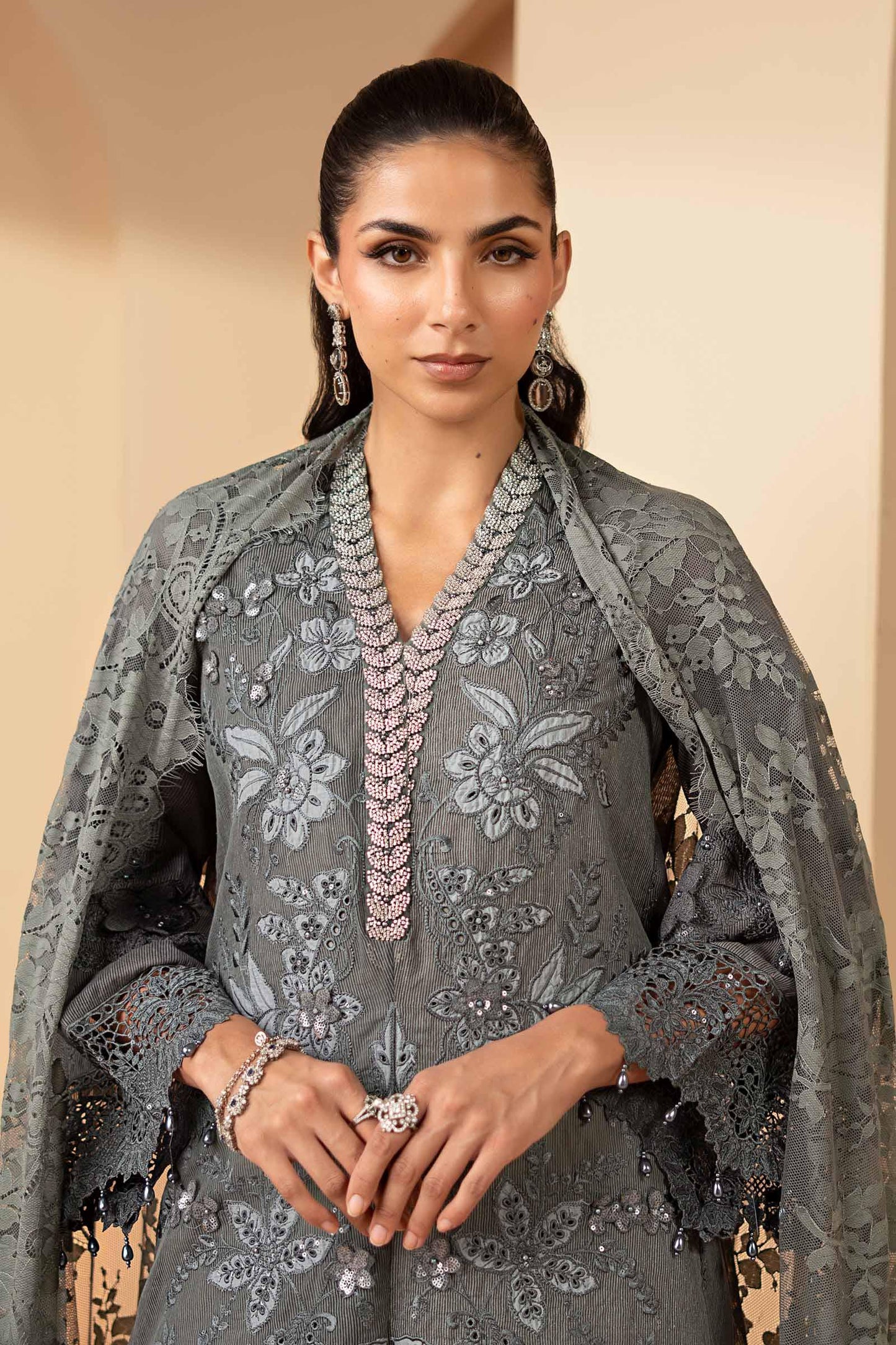 3 Piece Embroidered Lawn Karandi Suit