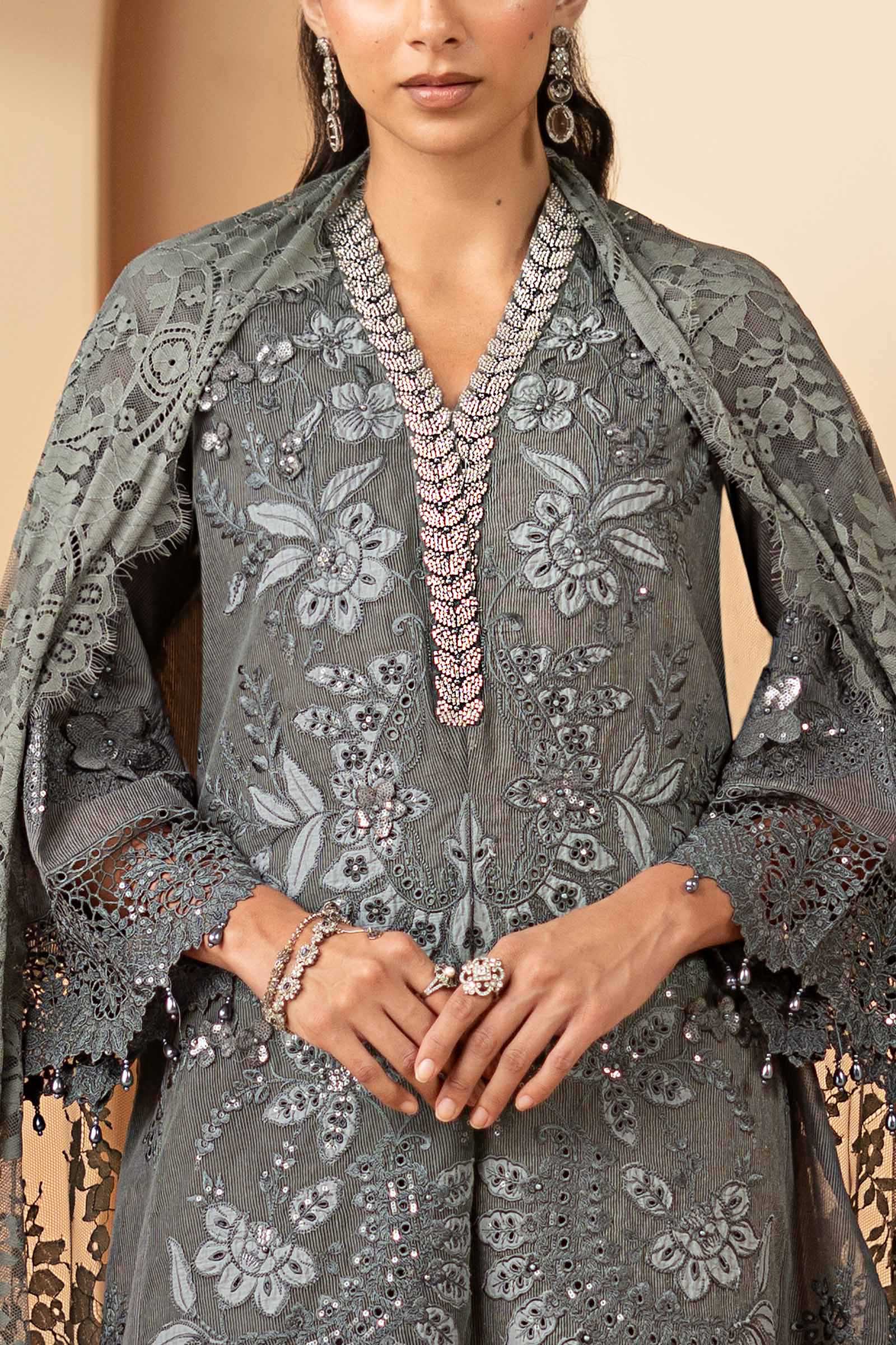 3 Piece Embroidered Lawn Karandi Suit