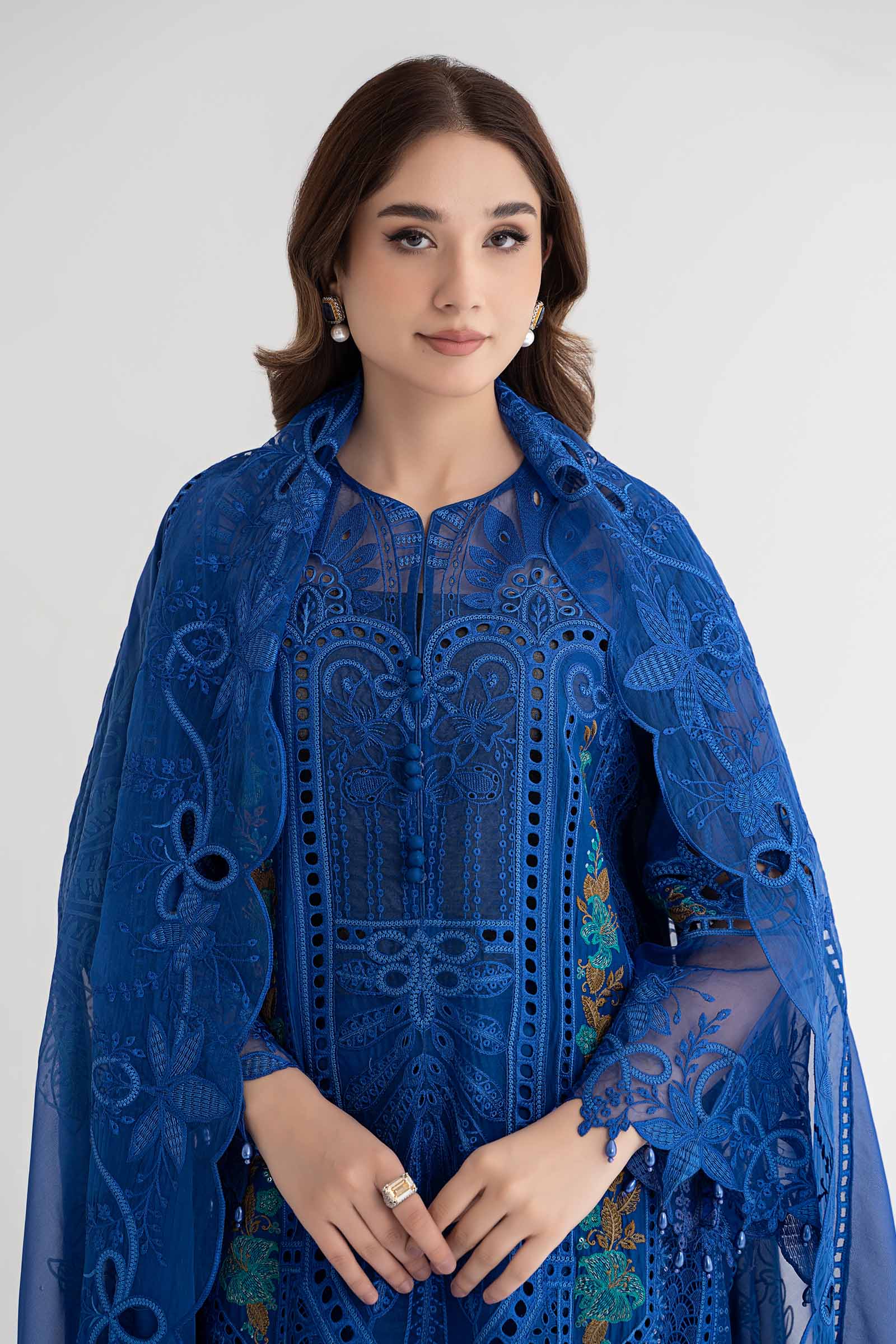 3 Piece Embroidered Lawn Suit | DS-2404-B