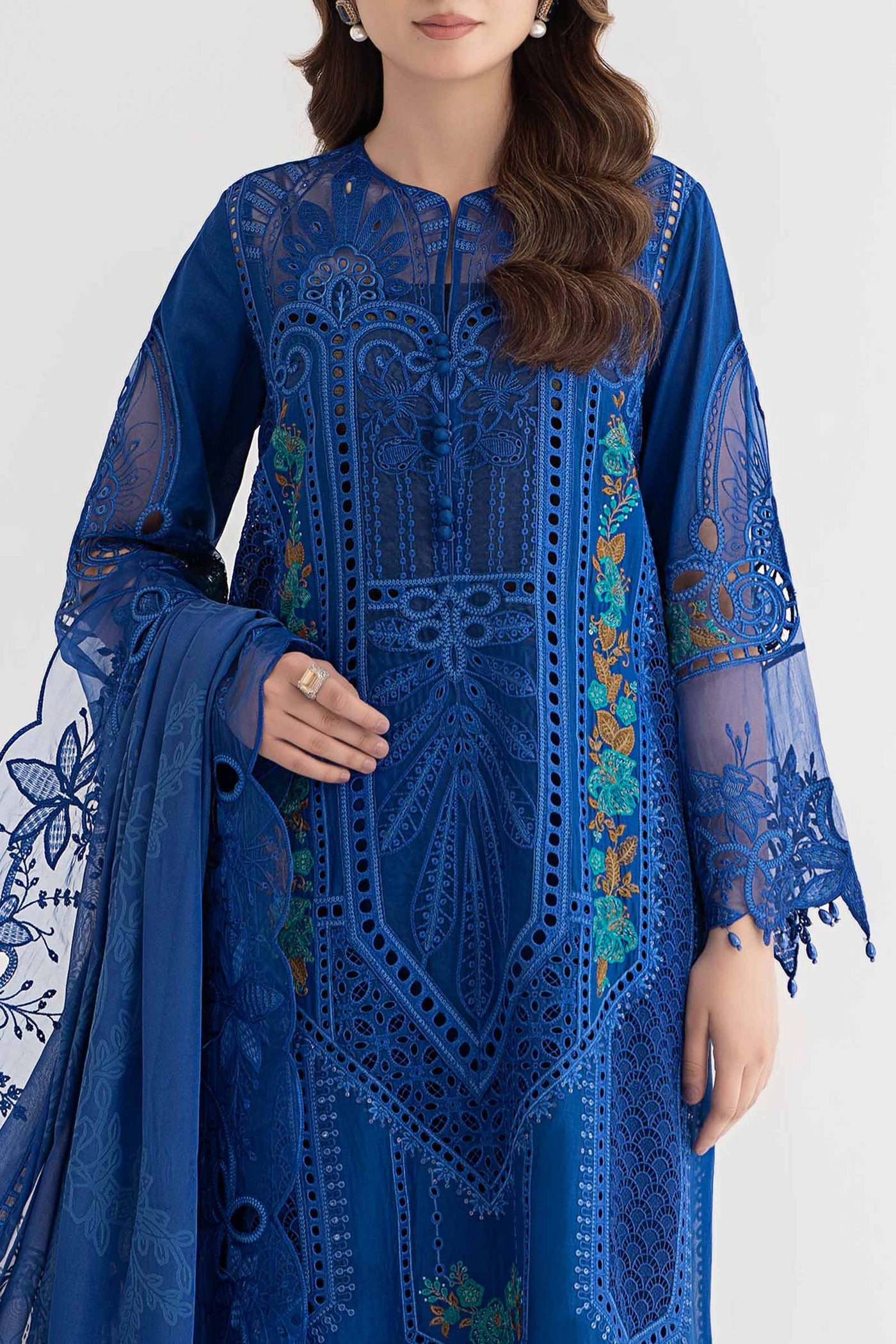 3 Piece Embroidered Lawn Suit | DS-2404-B