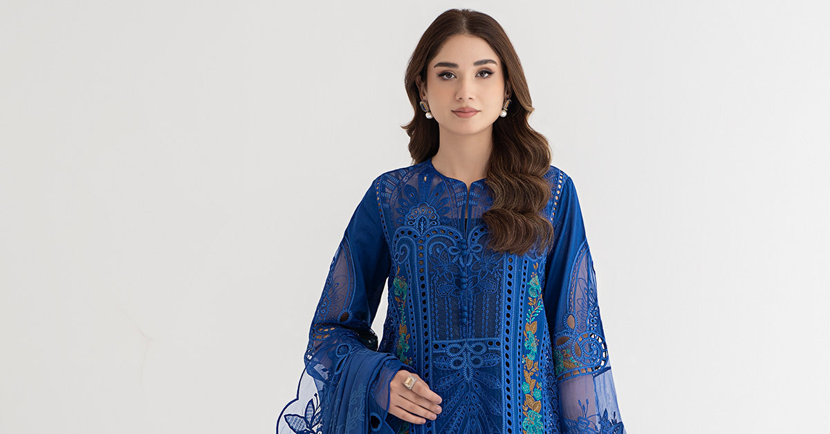 3 Piece Embroidered Lawn Suit | DS-2404-B