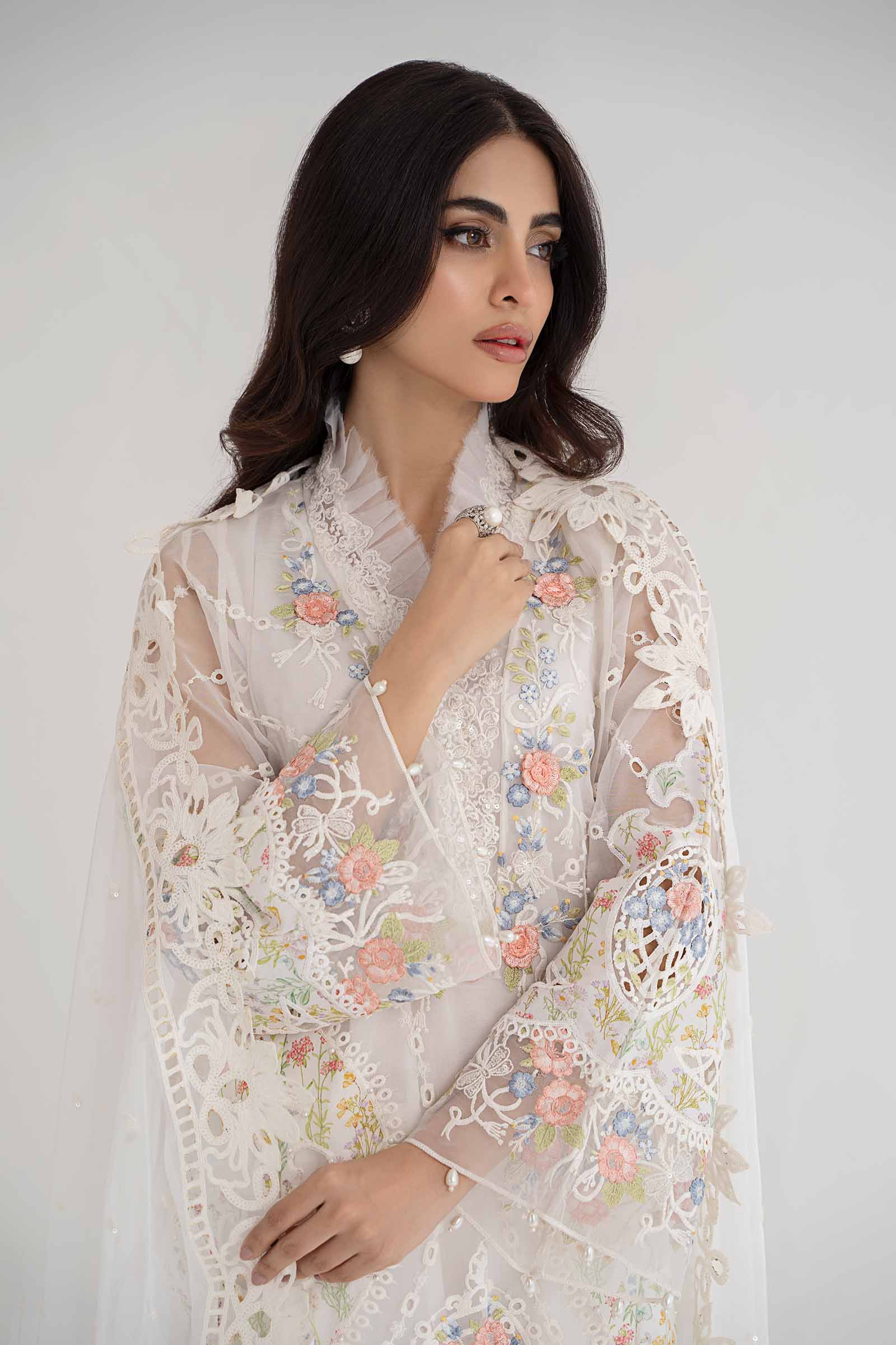 3 Piece Embroidered Lawn Suit | DS-2405-A