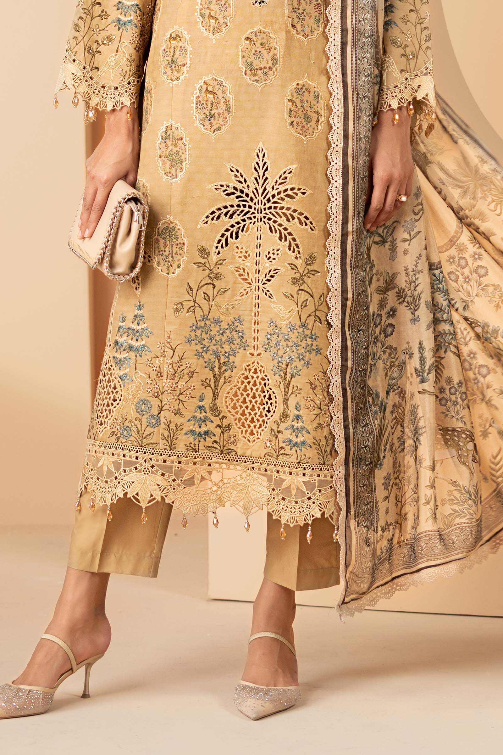 3 Piece Embroidered Jacquard Lawn Suit