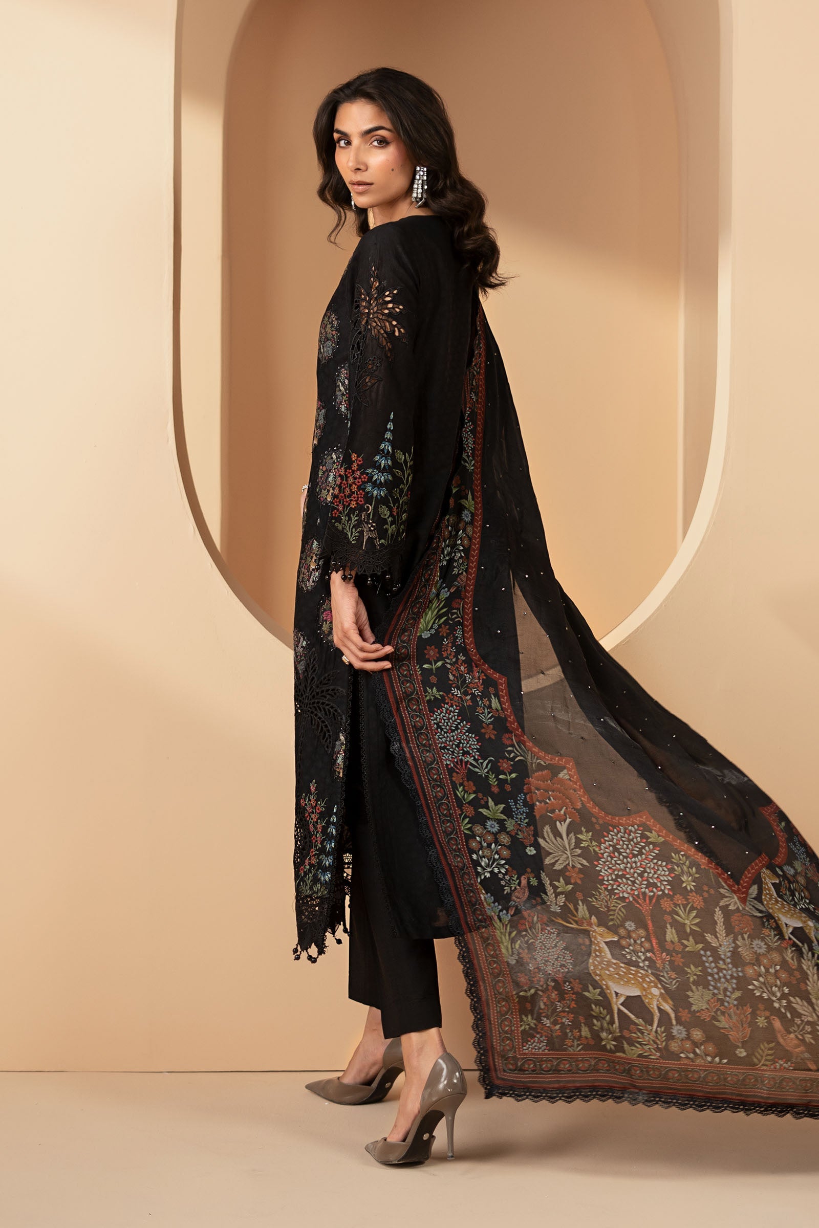 3 Piece Embroidered Jacquard Lawn Suit