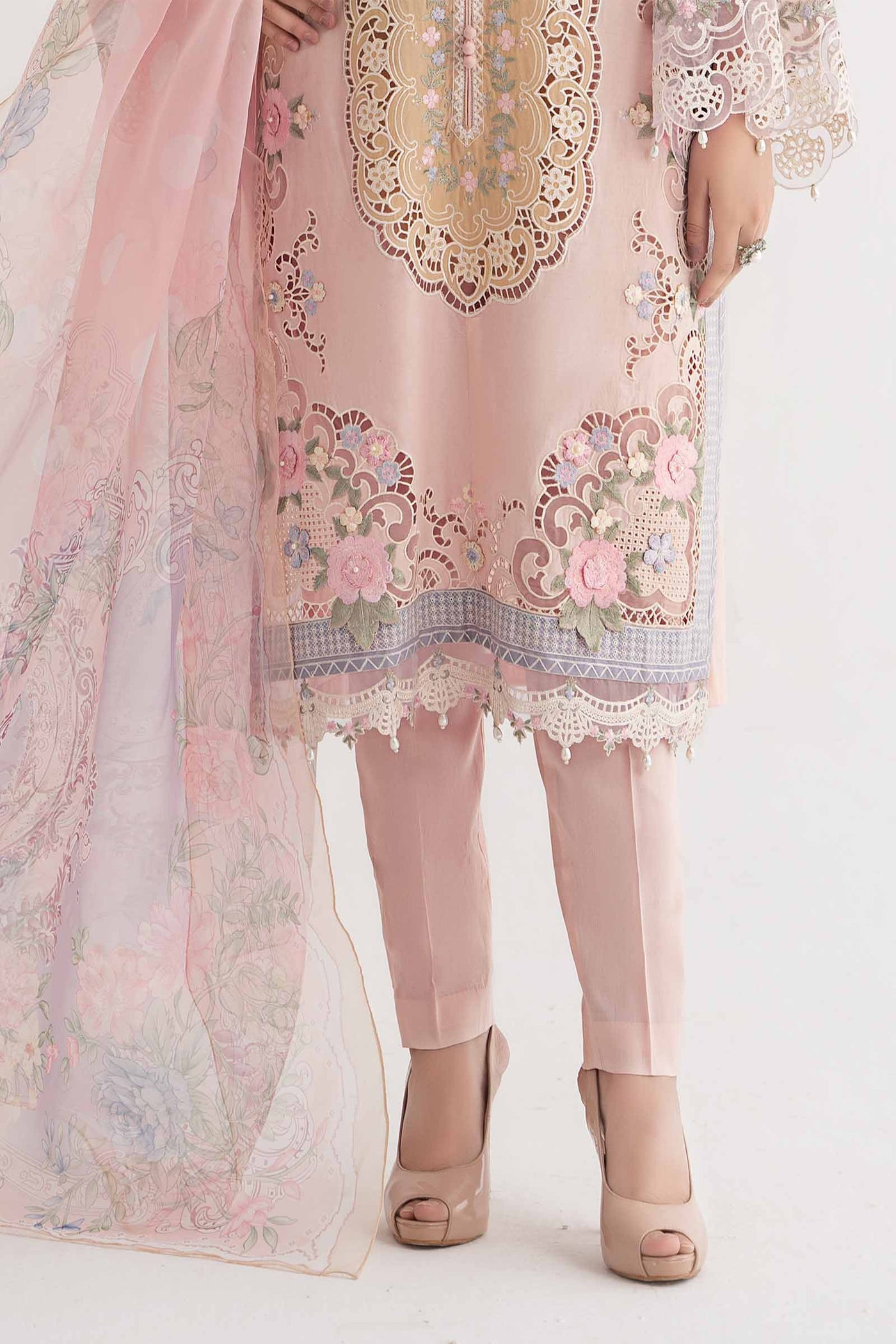3 Piece Embroidered Lawn Suit | DS-2406-A