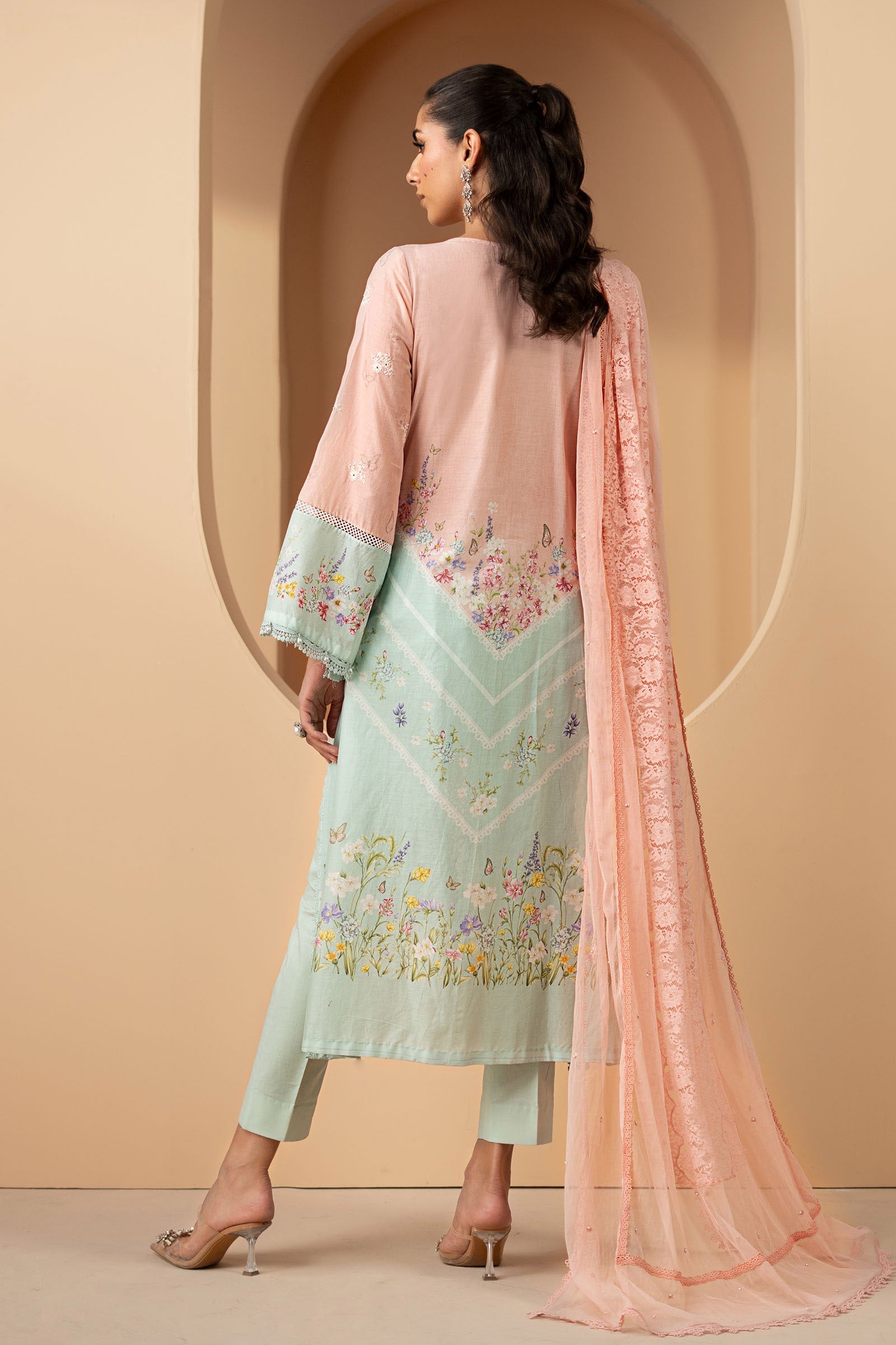 3 Piece Embroidered Lawn Suit