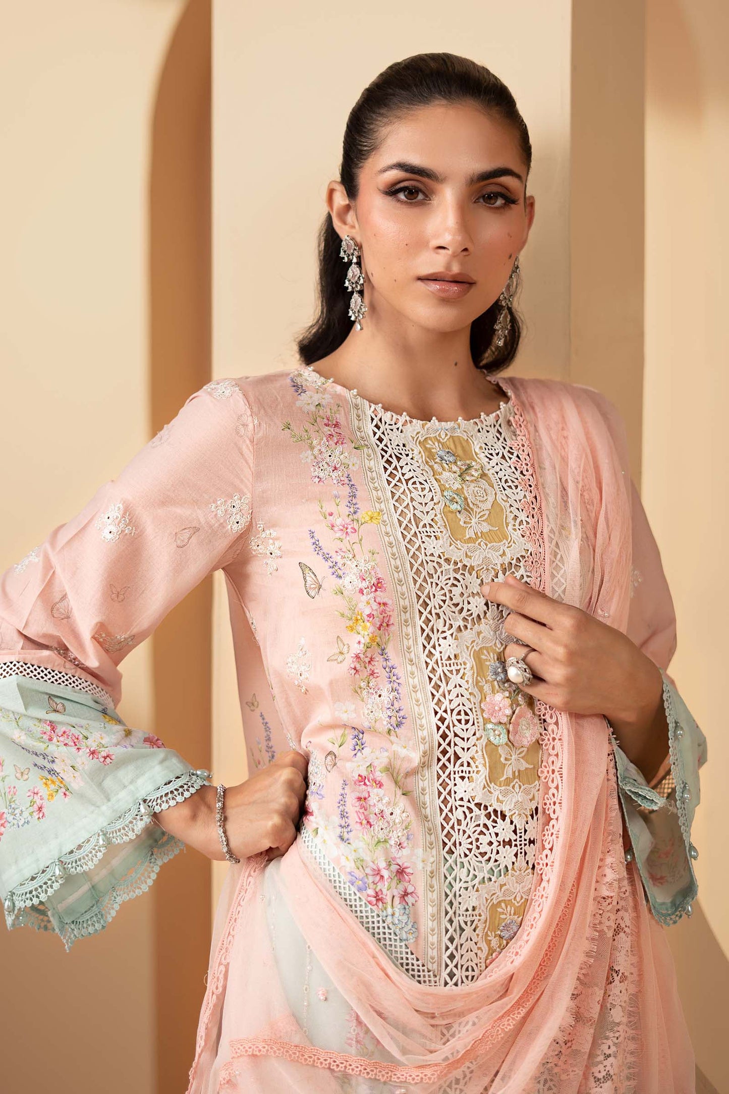3 Piece Embroidered Lawn Suit