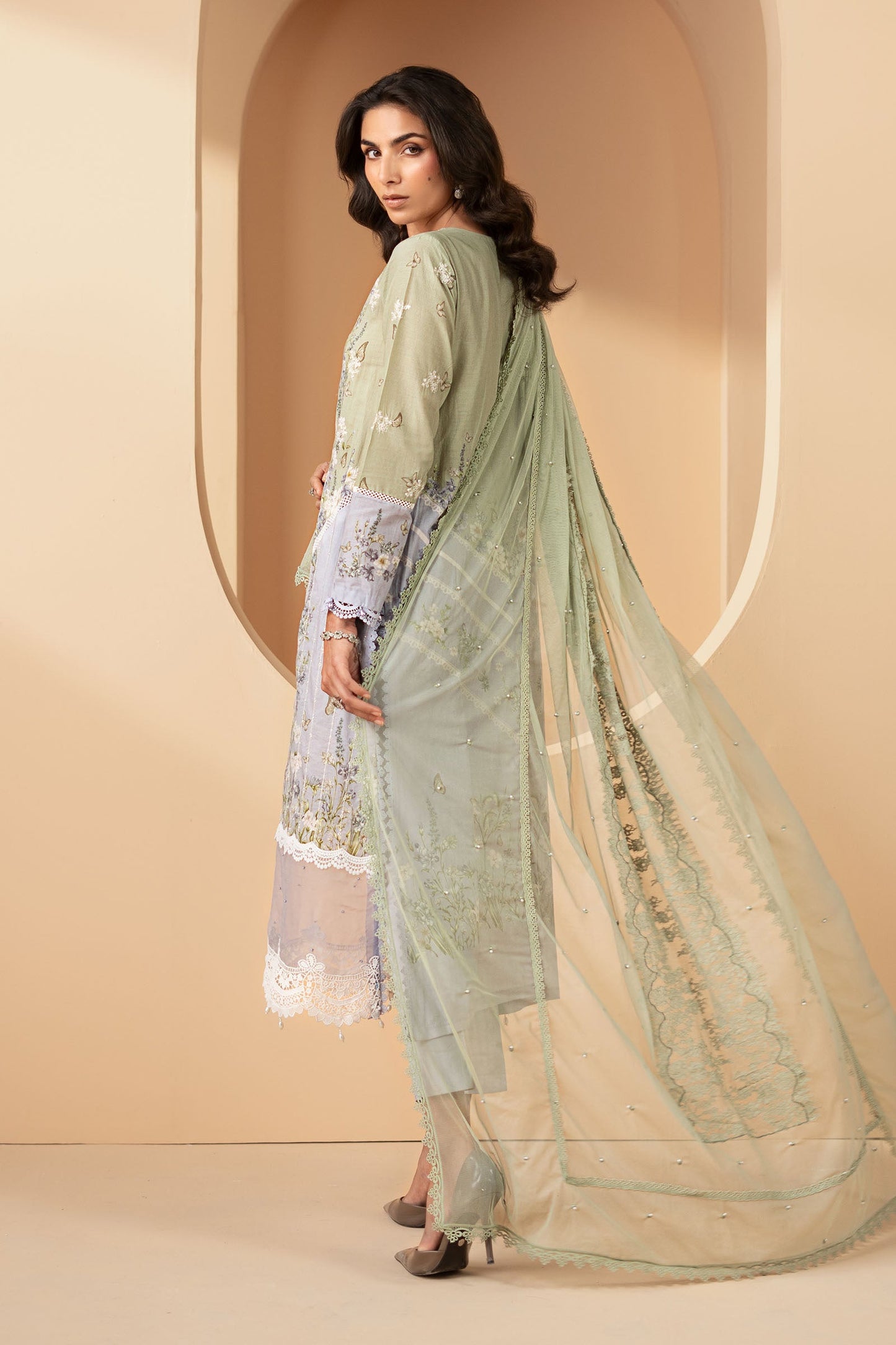 3 Piece Embroidered Lawn Suit
