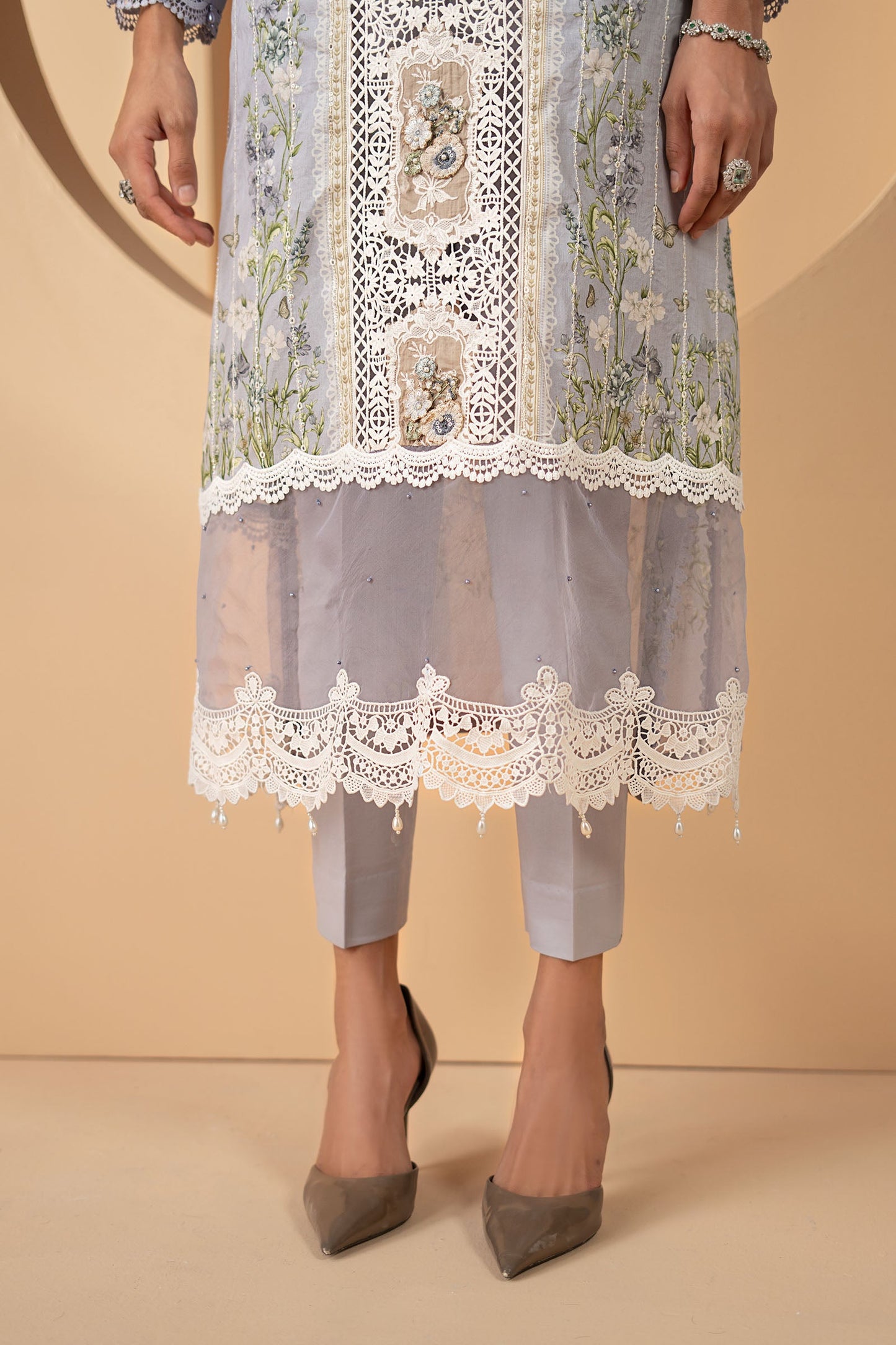 3 Piece Embroidered Lawn Suit