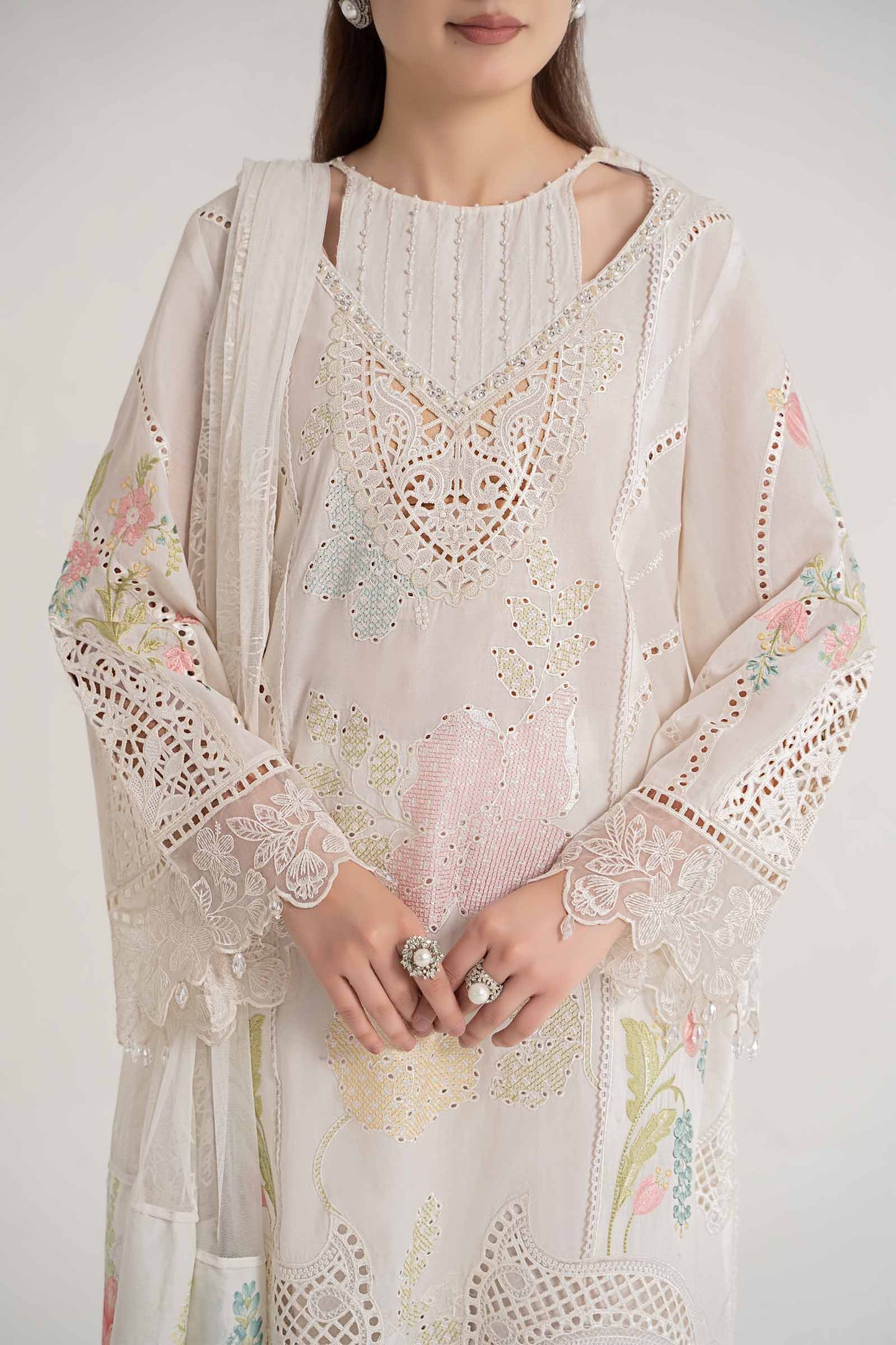3 Piece Embroidered Lawn Suit | DS-2407-A