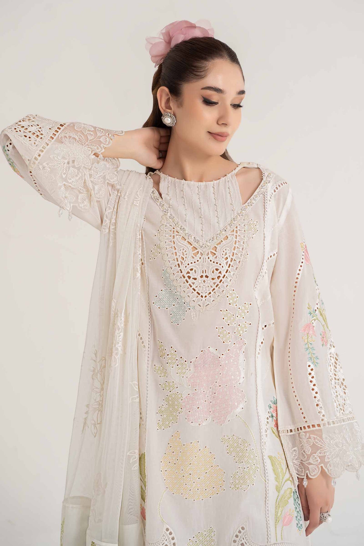 3 Piece Embroidered Lawn Suit | DS-2407-A