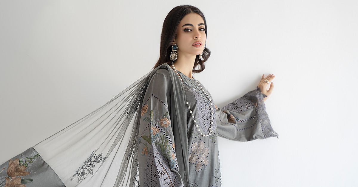 3 Piece Embroidered Lawn Suit | DS-2407-B