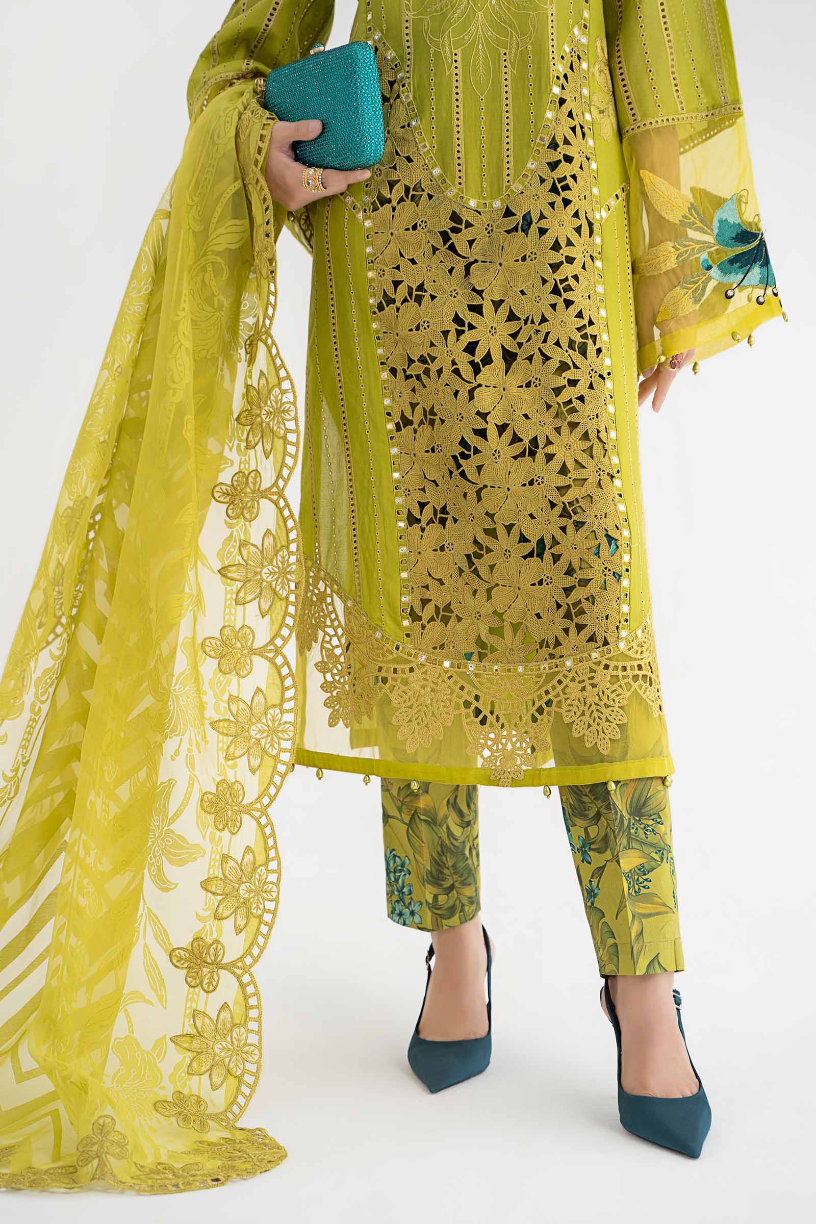 3 Piece Embroidered Lawn Suit | DS-2408-A