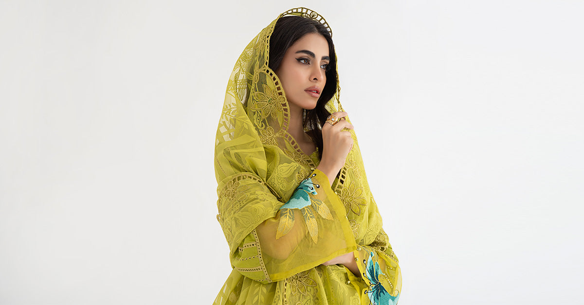 3 Piece Embroidered Lawn Suit | DS-2408-A