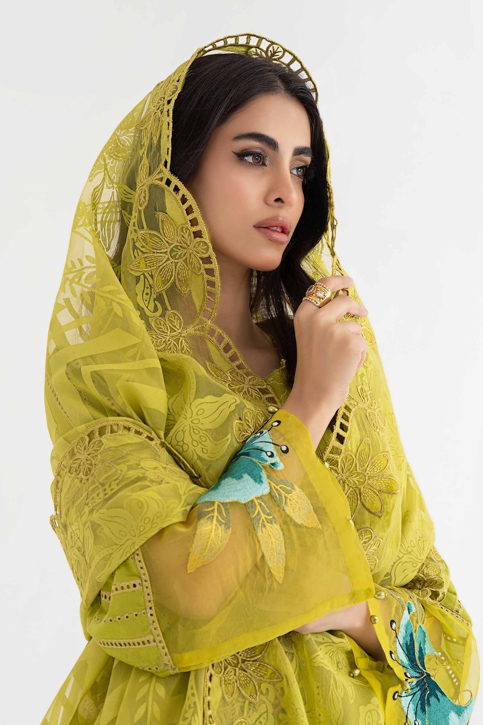 3 Piece Embroidered Lawn Suit | DS-2408-A