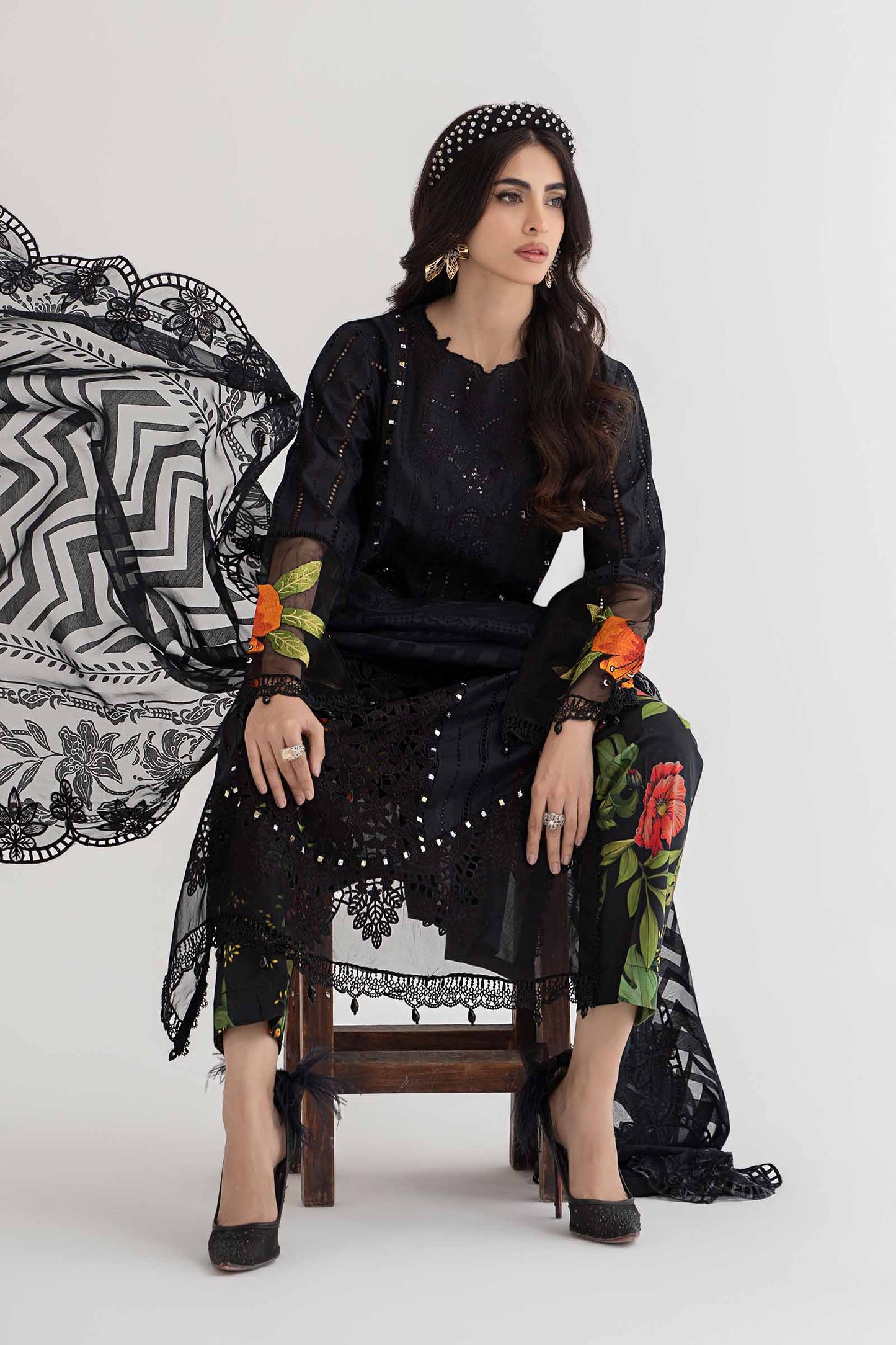 3 Piece Embroidered Lawn Suit | DS-2408-B