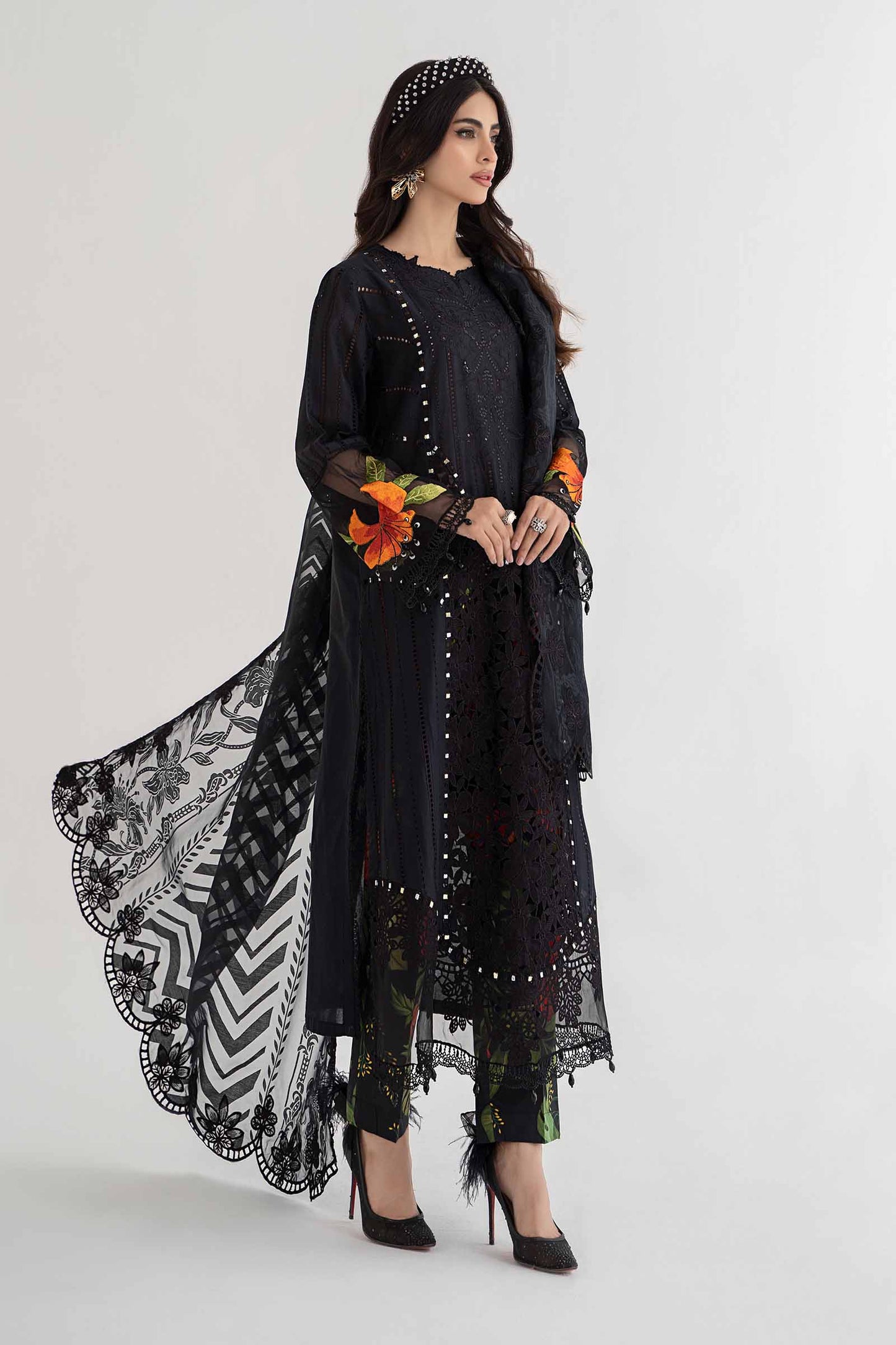 3 Piece Embroidered Lawn Suit | DS-2408-B