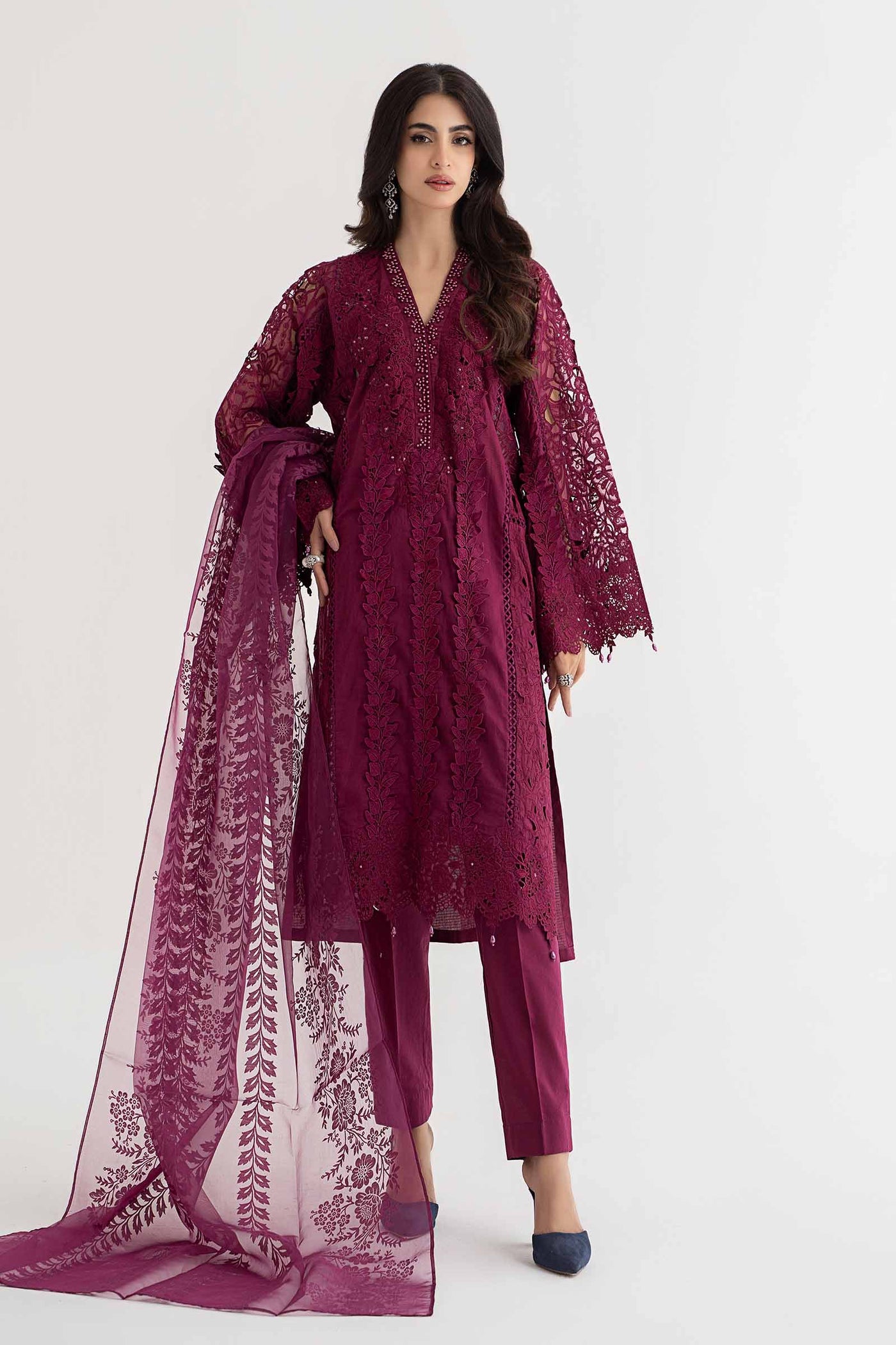 3 PIECE EMBROIDERED DOBBY LAWN SUIT | DS-2409-B