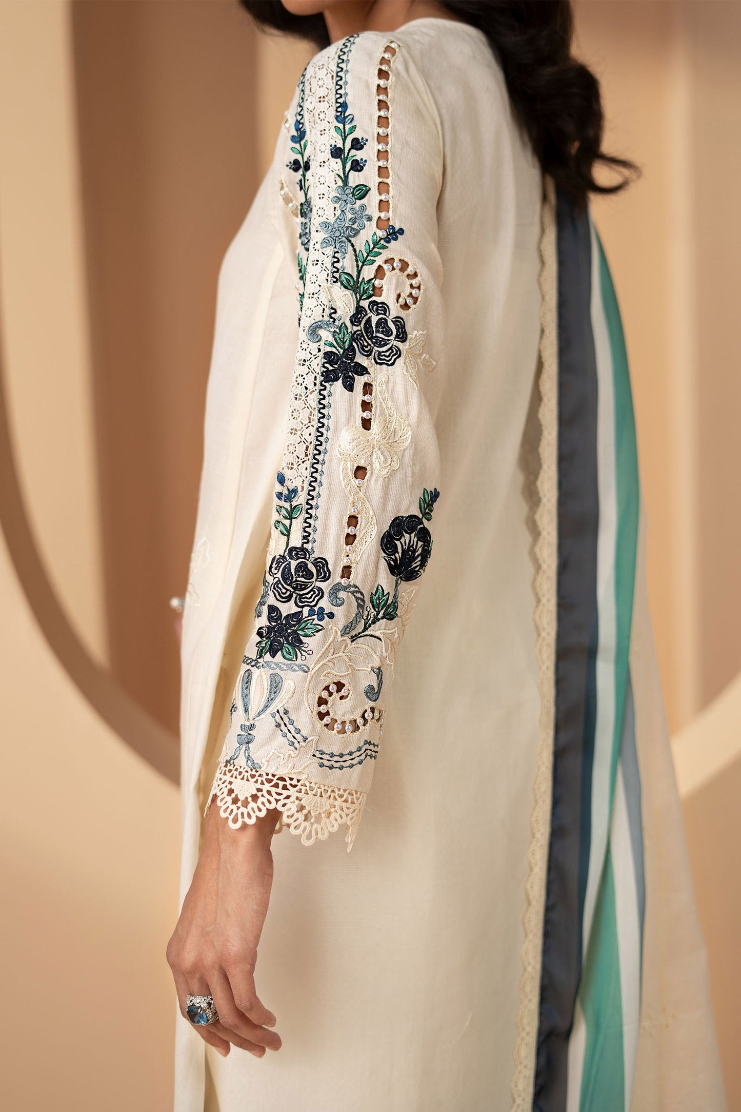 3 Piece Embroidered Jacquard Lawn Suit