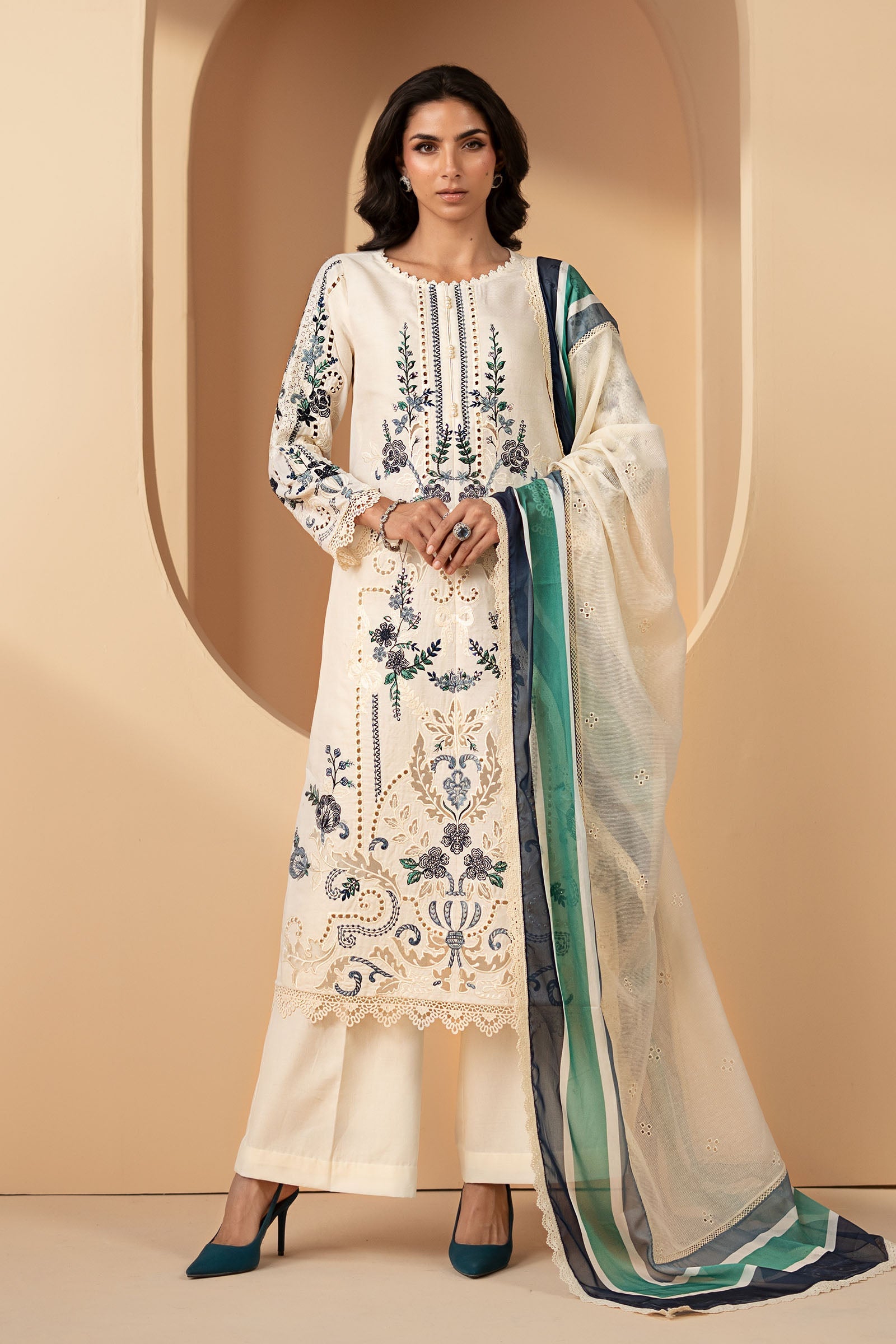 3 Piece Embroidered Jacquard Lawn Suit
