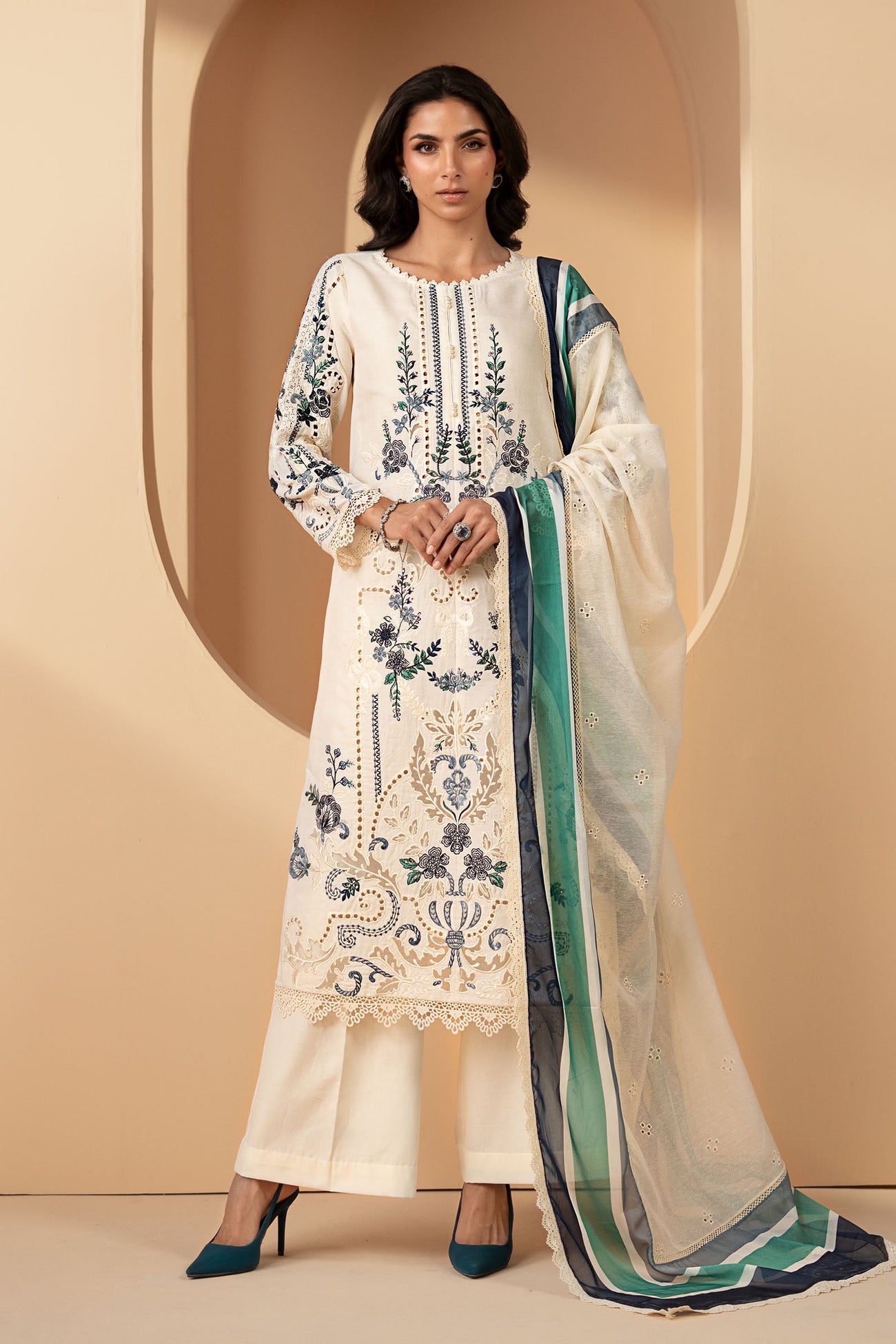 3 Piece Embroidered Jacquard Lawn Suit
