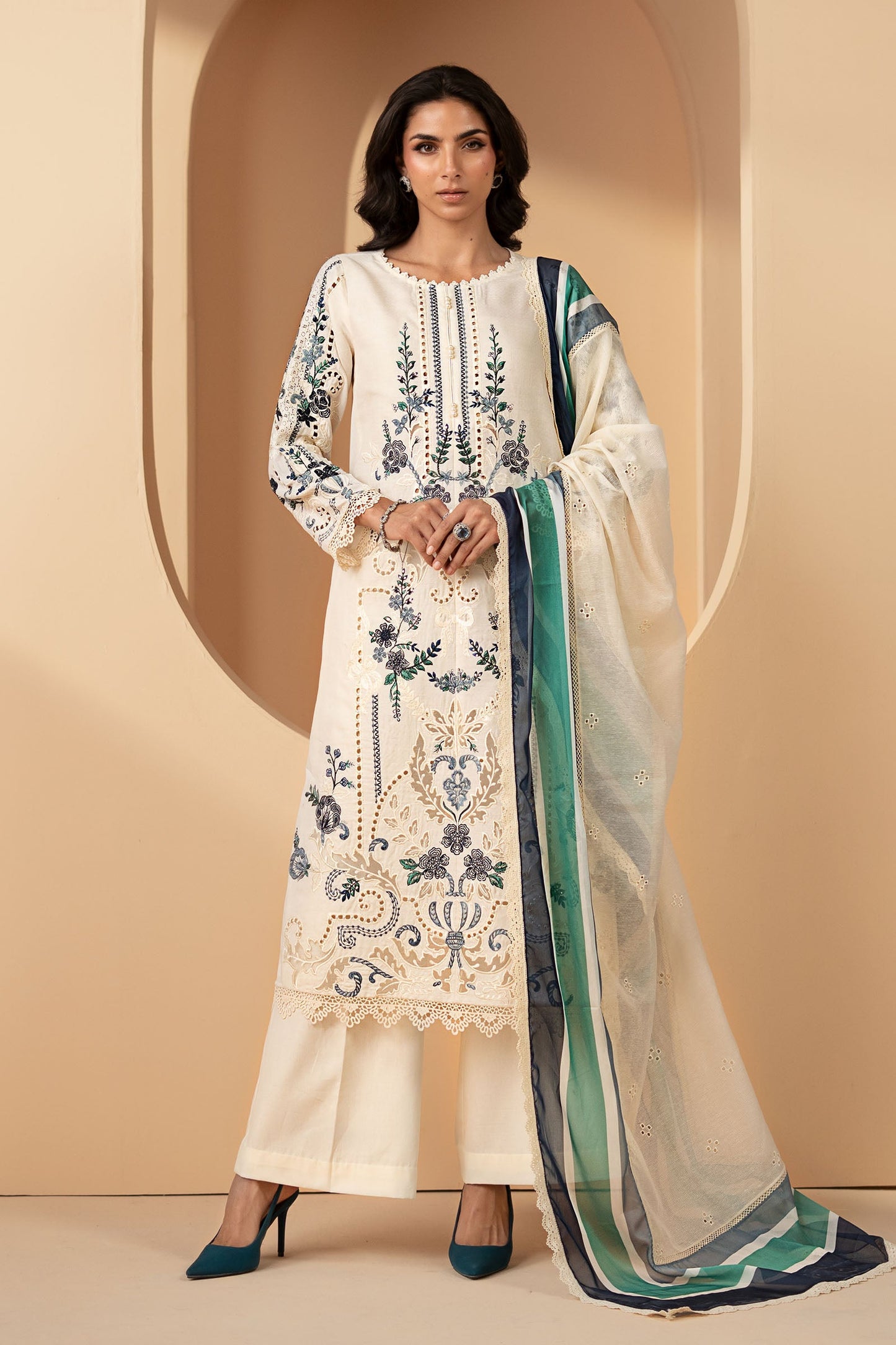 3 Piece Embroidered Jacquard Lawn Suit
