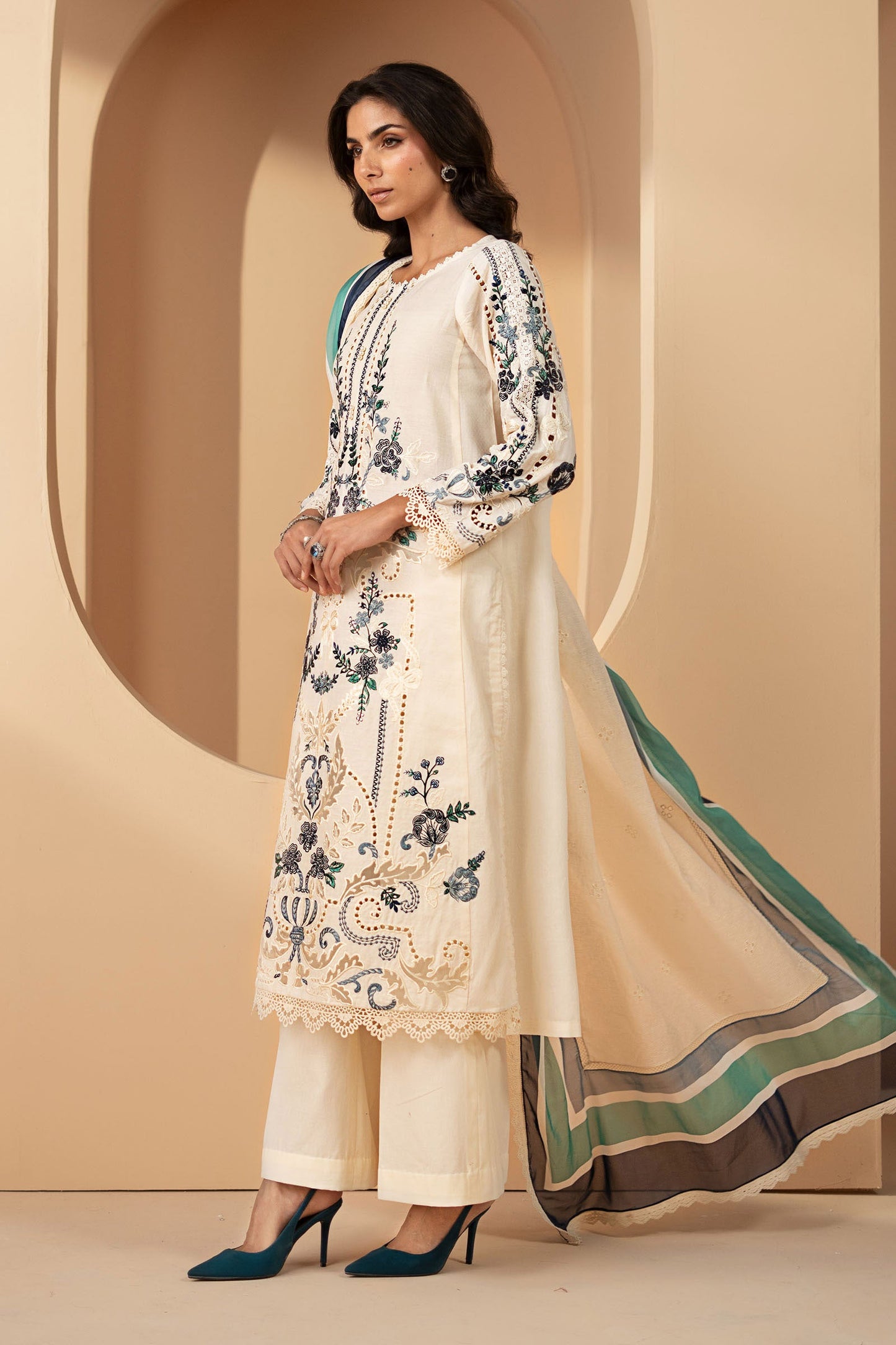 3 Piece Embroidered Jacquard Lawn Suit