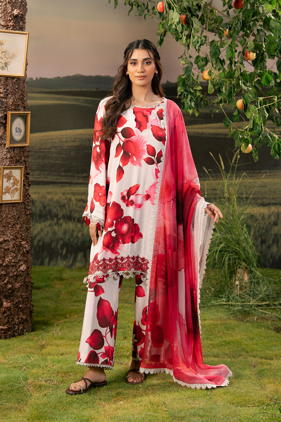 3 Pc Unstitched Embroidered Arabic Lawn Suit | MB-PFUS25-01B