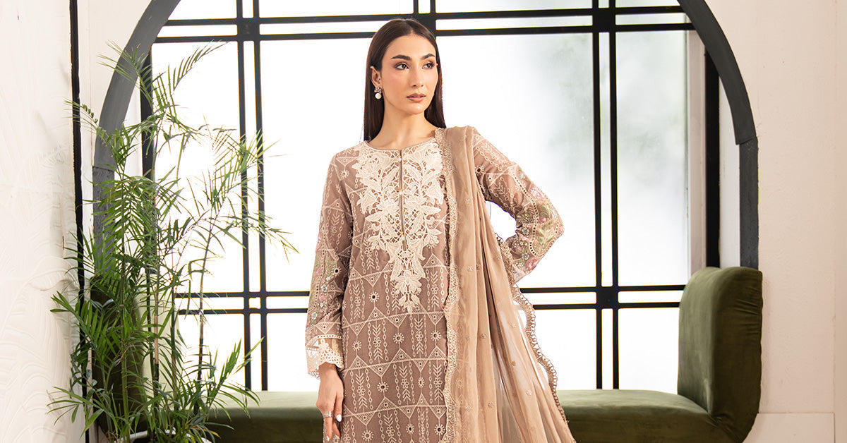 3 Piece Embroidered Lawn Suit