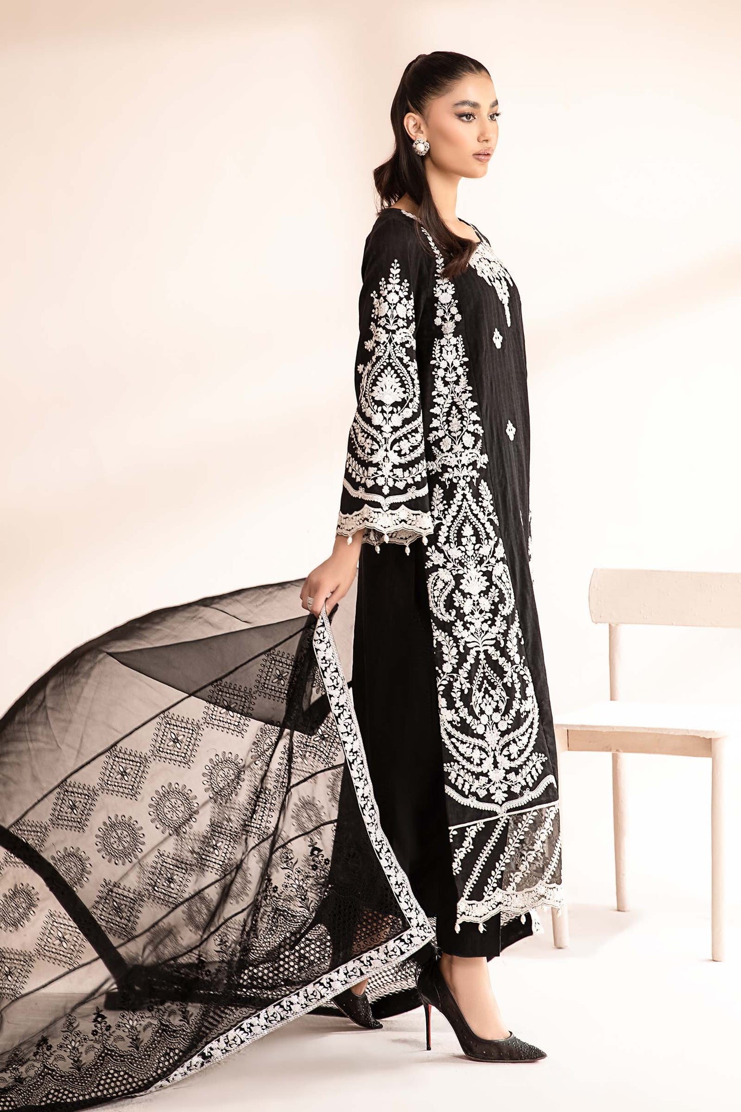 3 Piece Embroidered Self Jacquard Lawn Suit