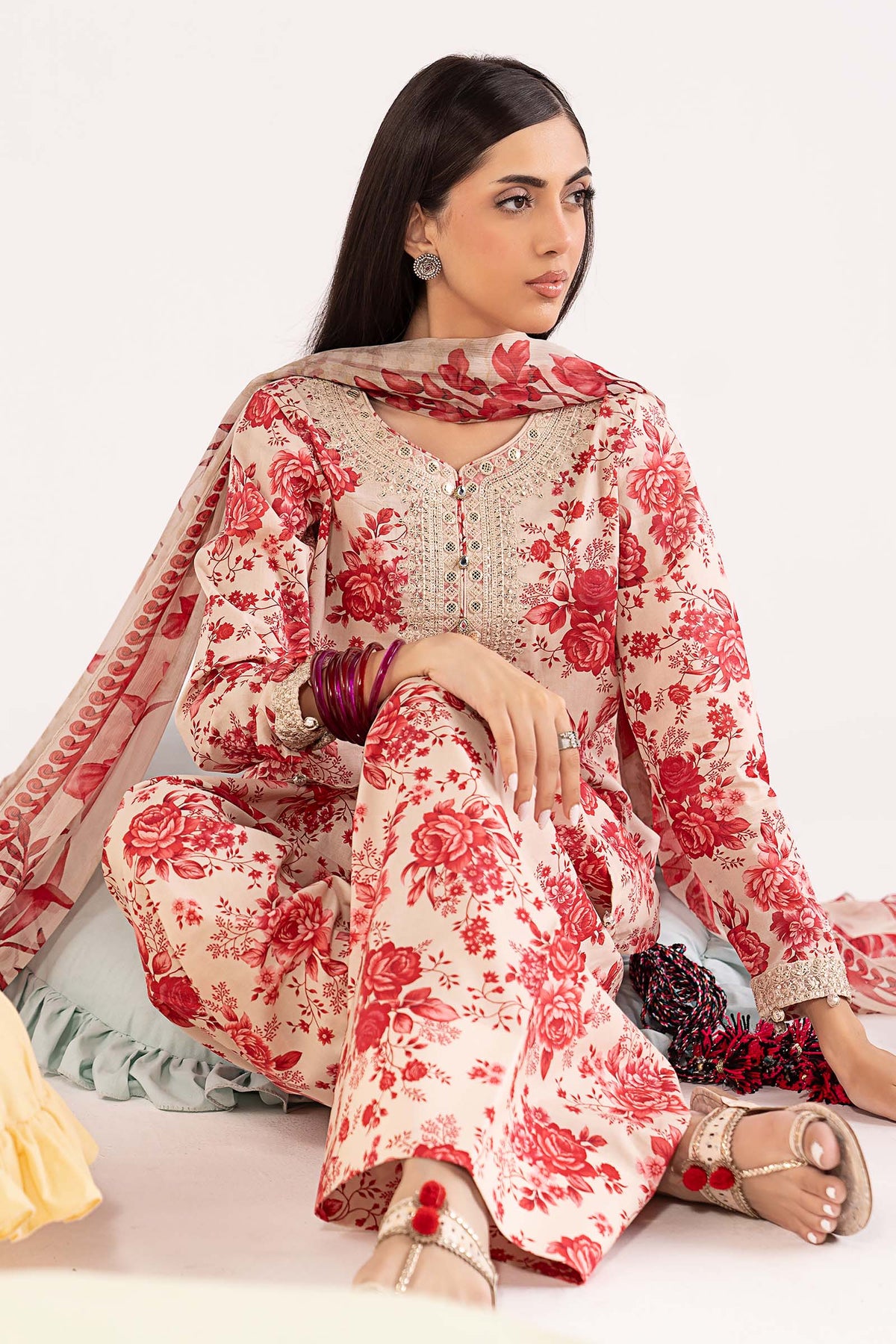 3 Piece Embroidered Lawn Suit