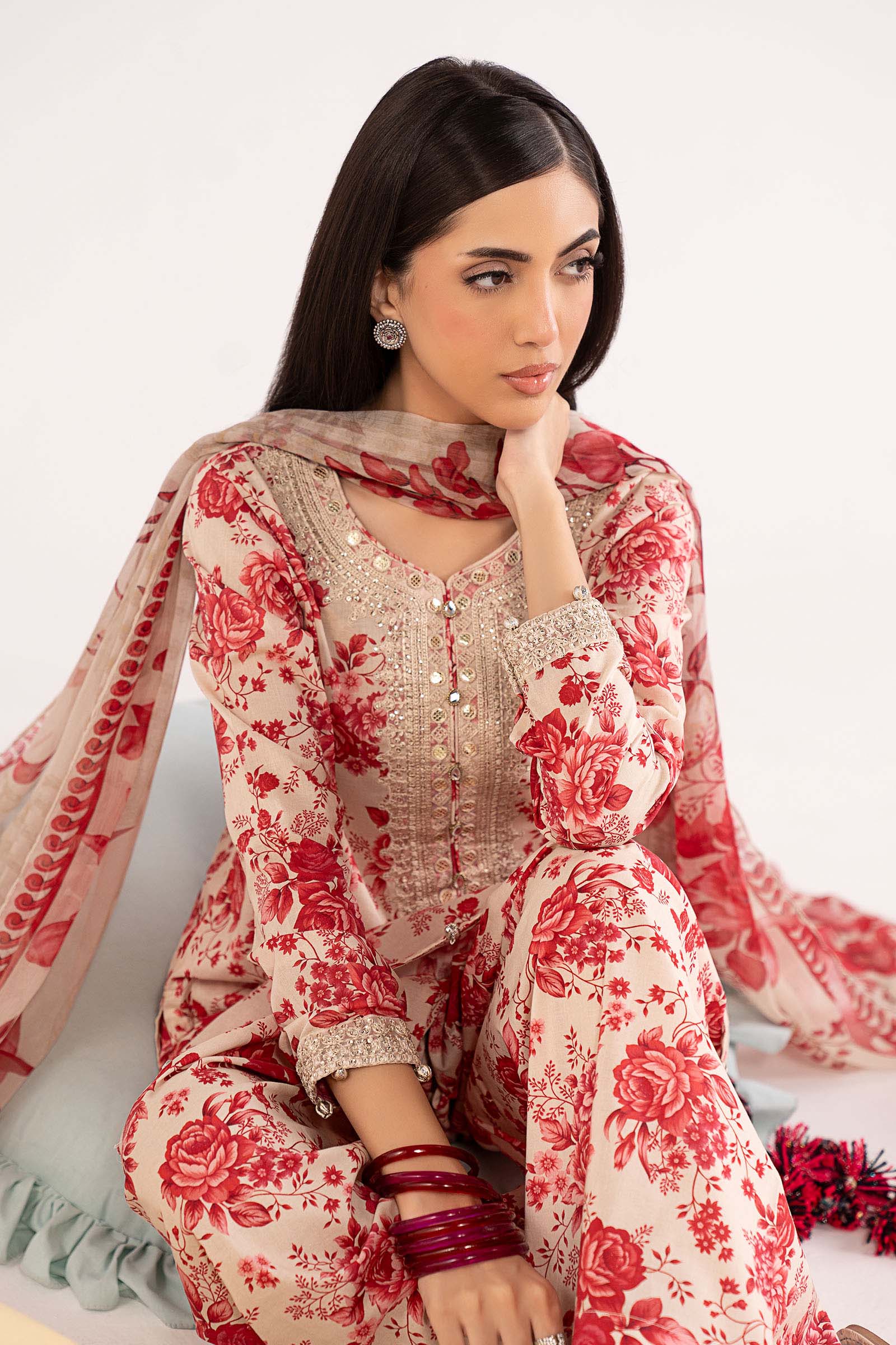 3 Piece Embroidered Lawn Suit