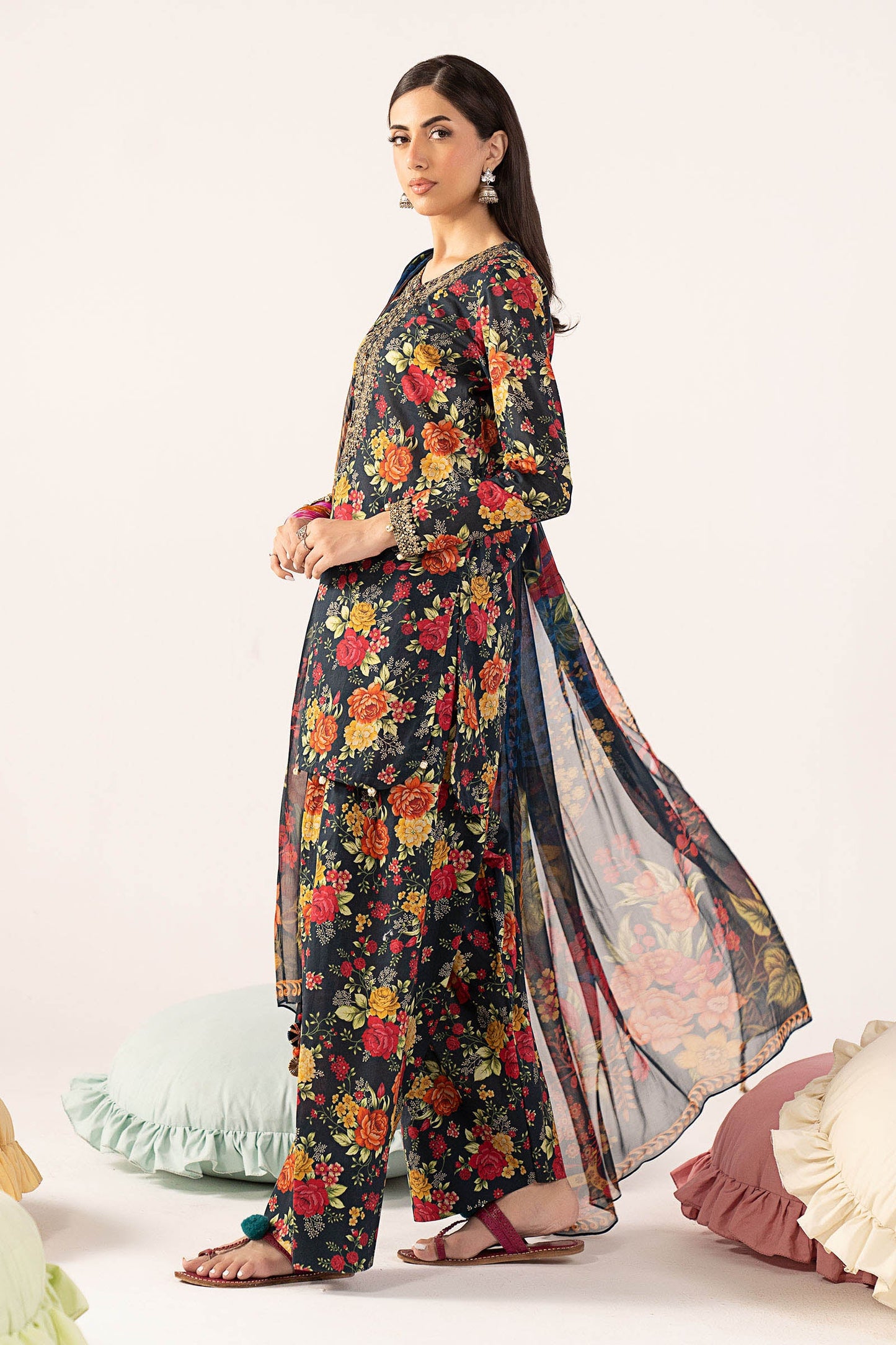 3 Piece Embroidered Lawn Suit